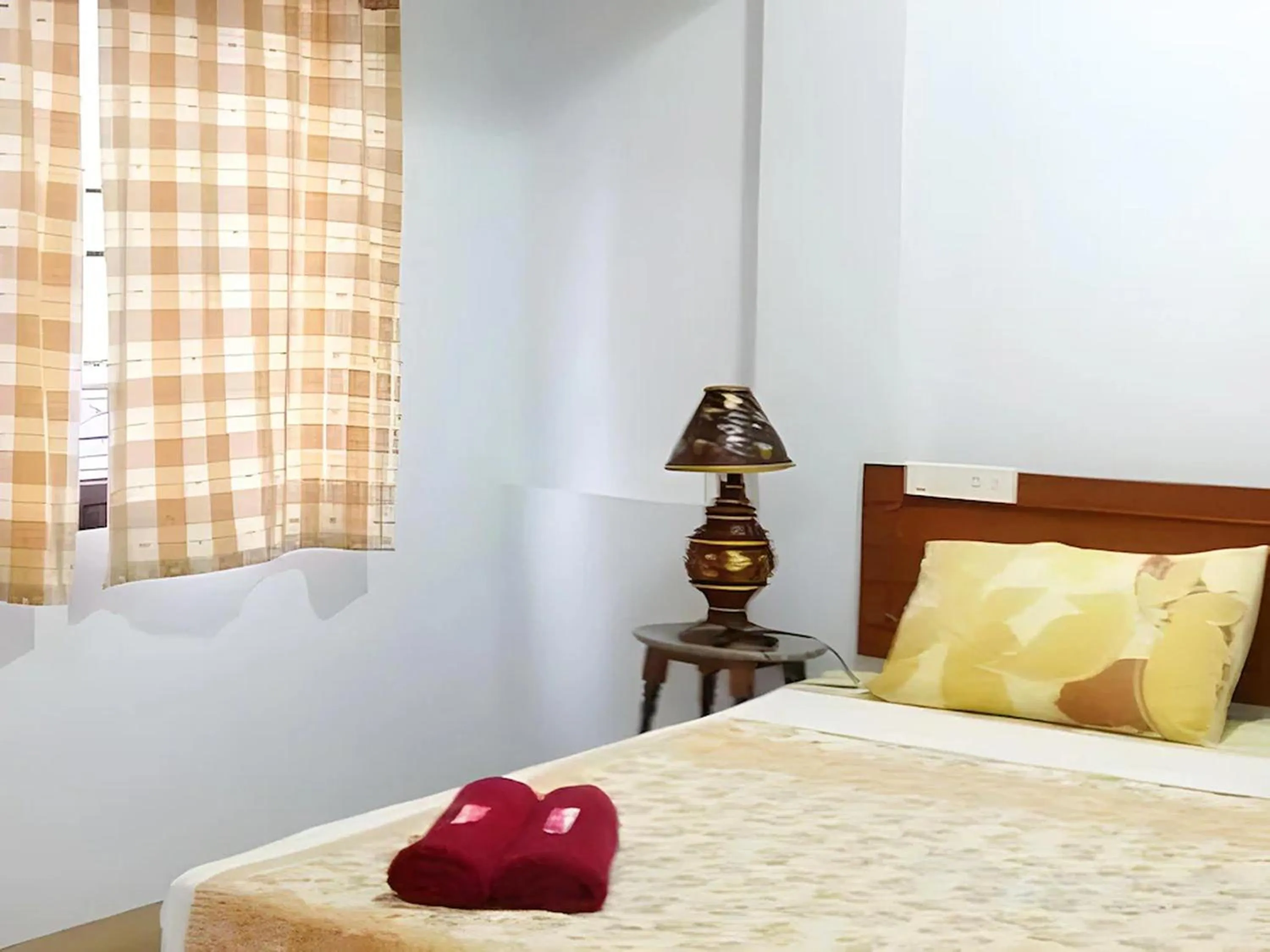 Bedroom, Bed in Ban Wiang Guest House