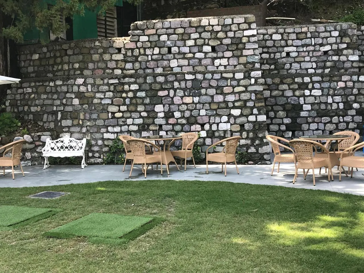 Restaurant/places to eat in WelcomHeritage Ashdale