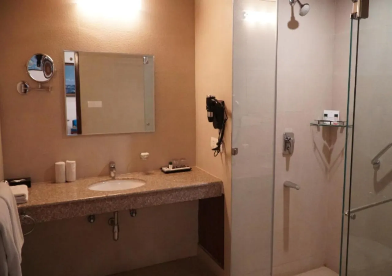 Shower in WelcomHeritage Ashdale