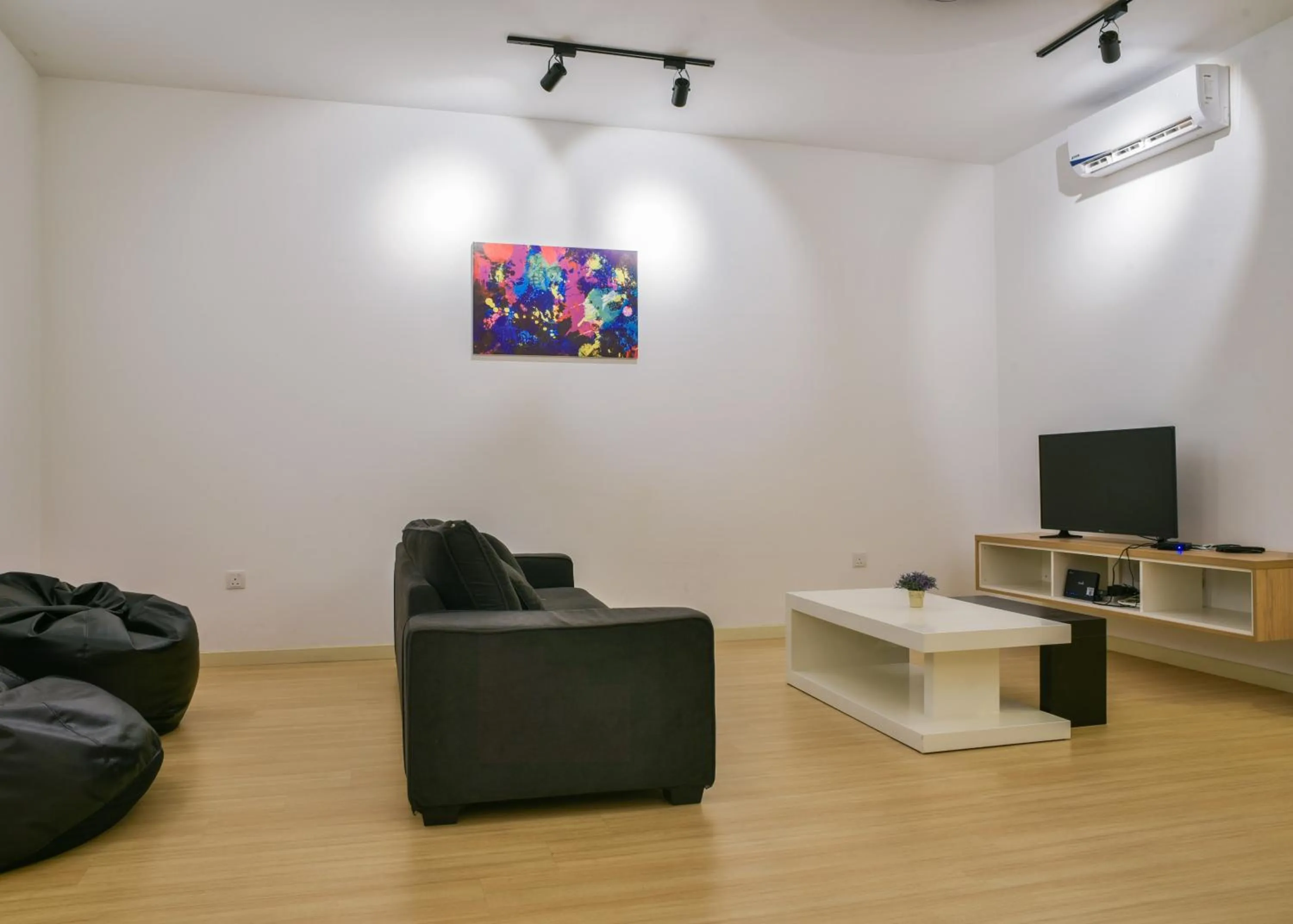 USJ One Subang Jaya by Widebed