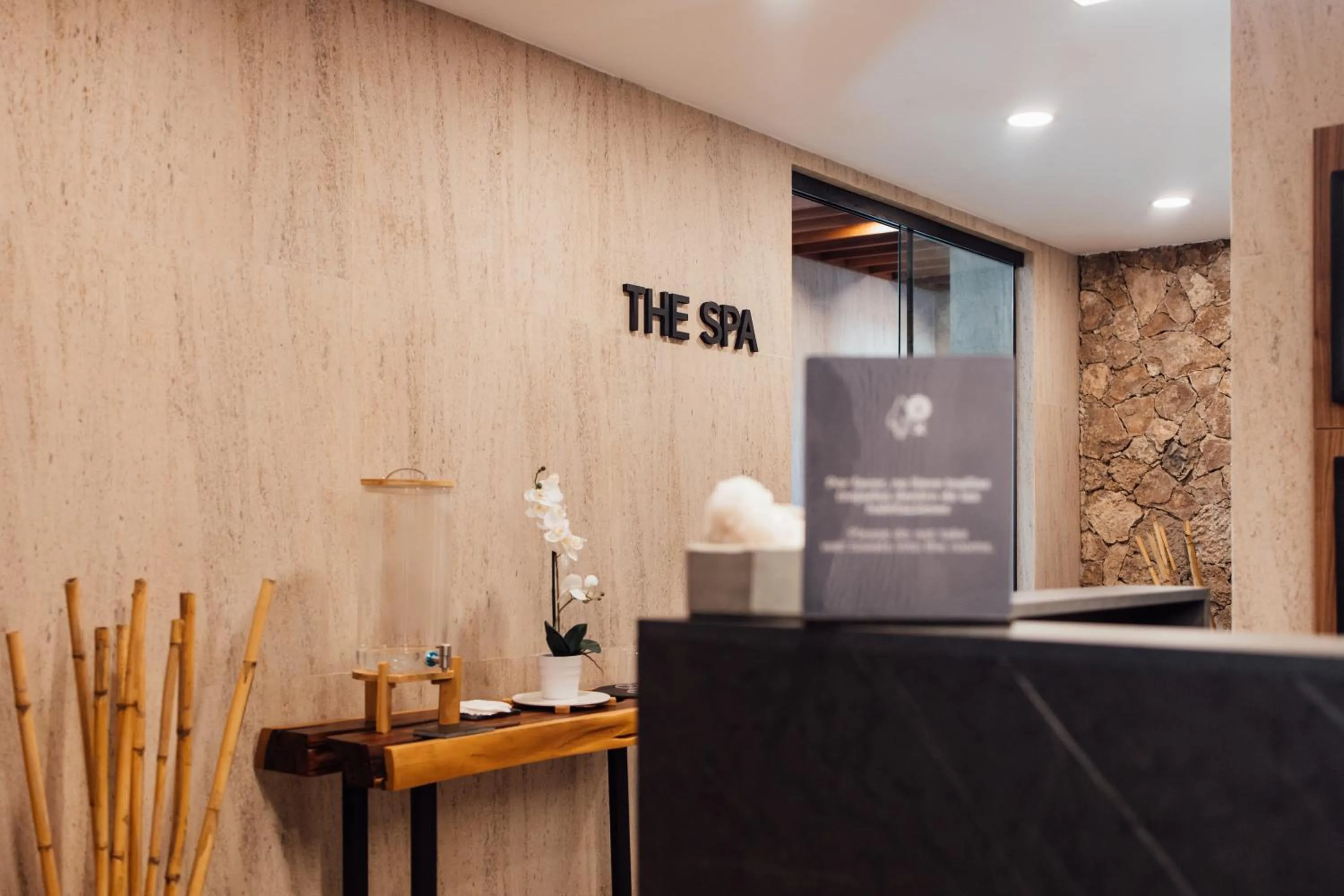 Spa and wellness centre/facilities in Hotel de Sal Luna Salada