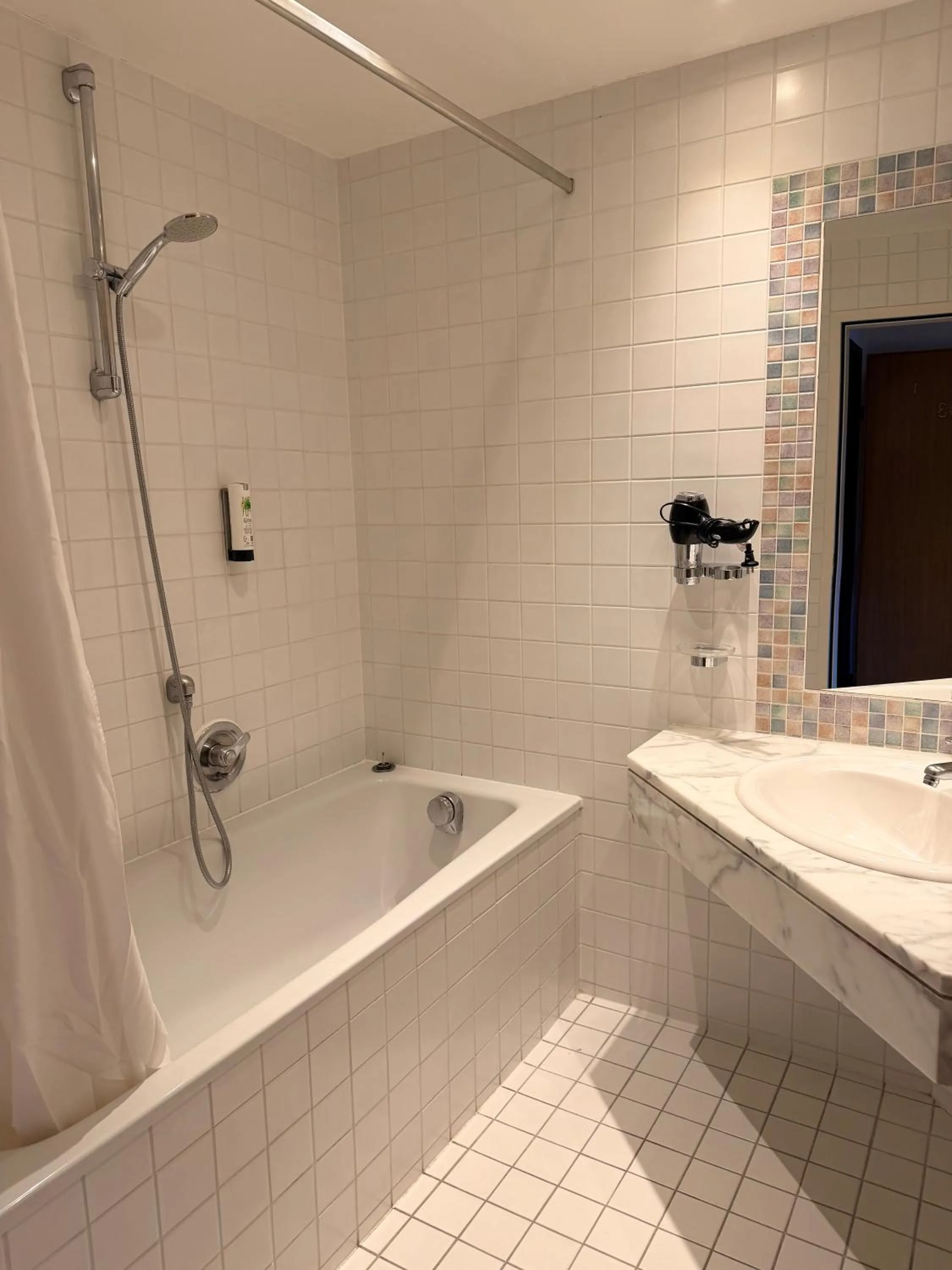 Shower in Hotel Gruberhof Innsbruck Igls B&B