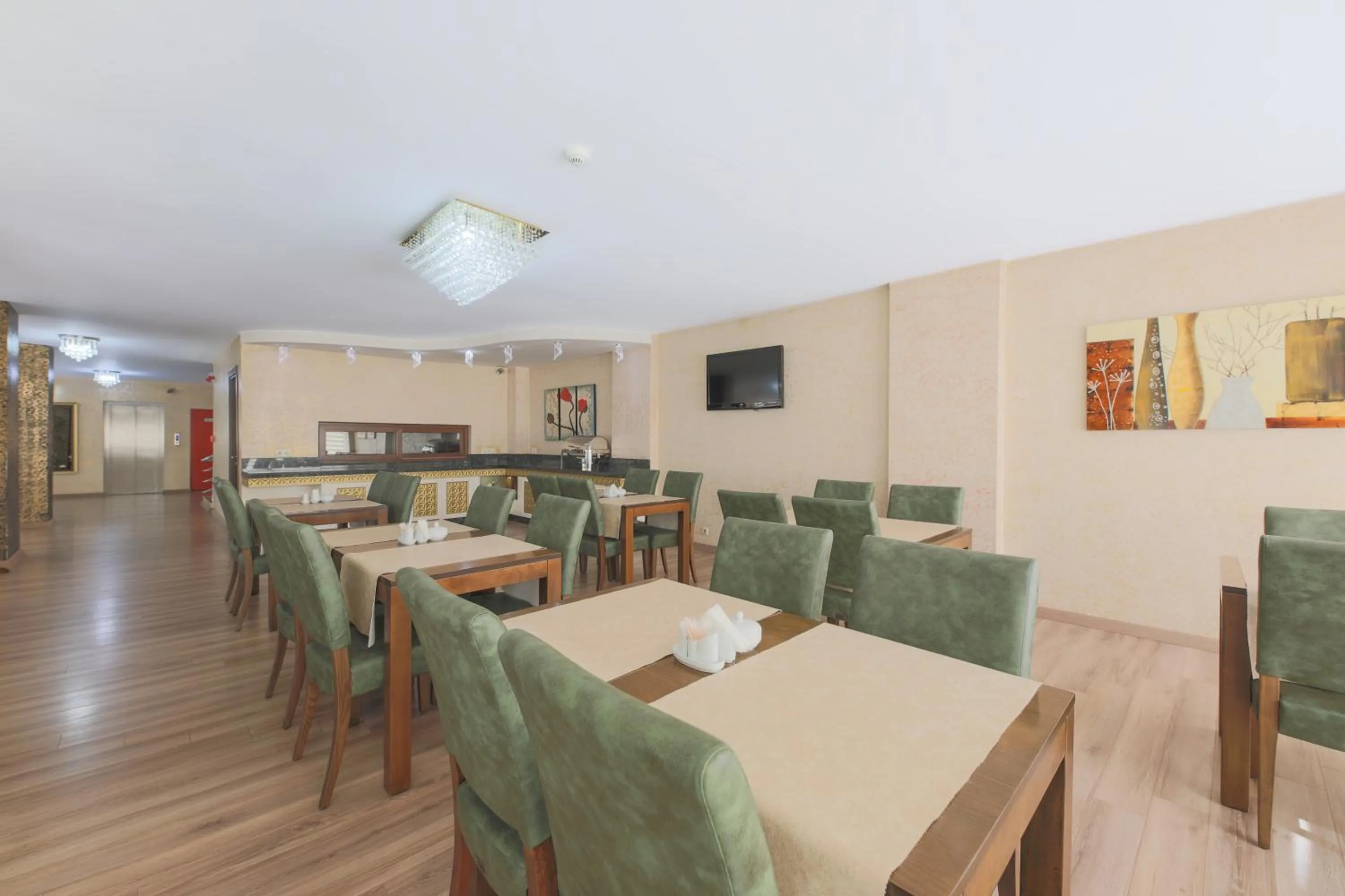 Banquet/Function facilities in Hostapark Hotel