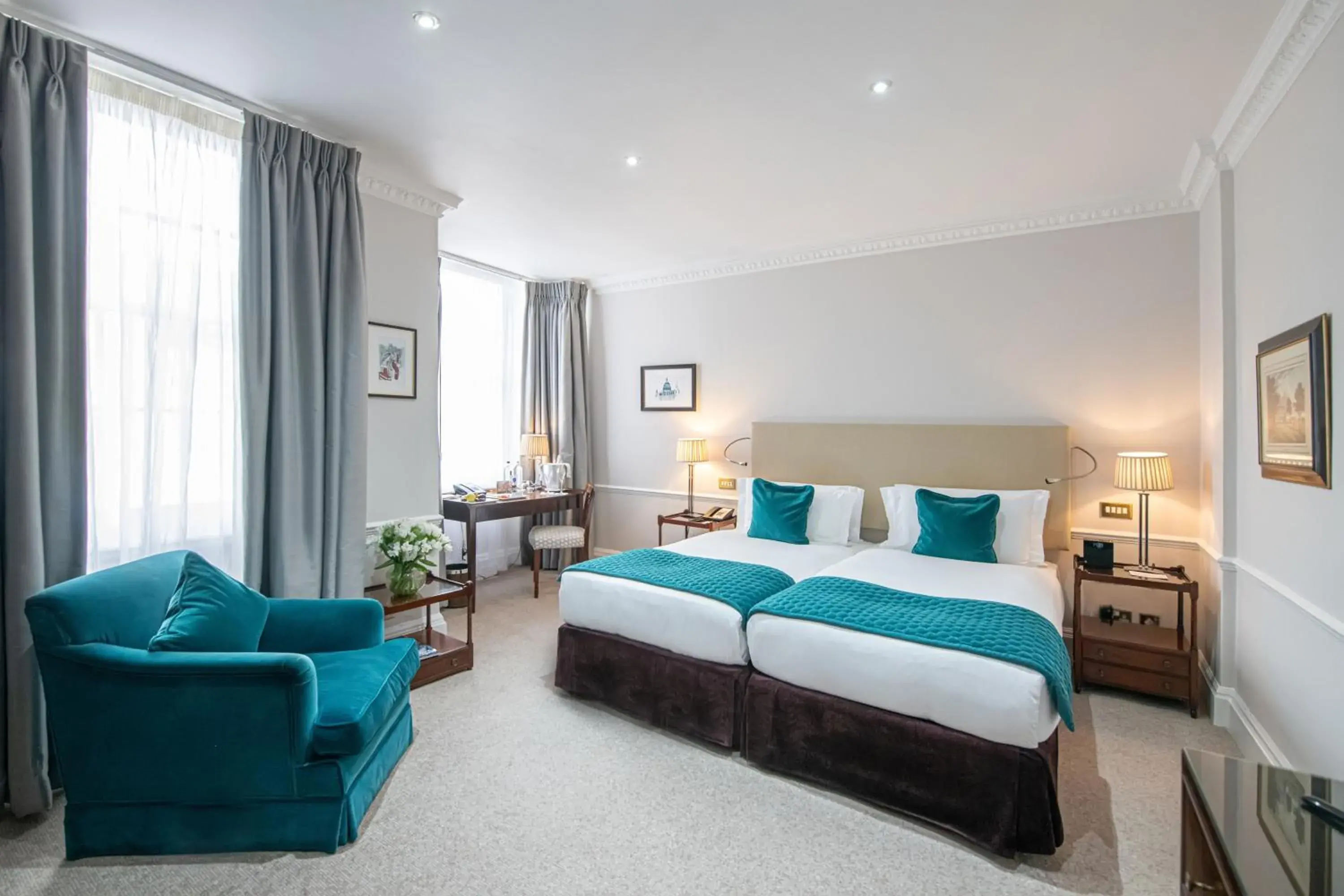 Photo of the whole room in Dukes London Photo of the whole room in Dukes London