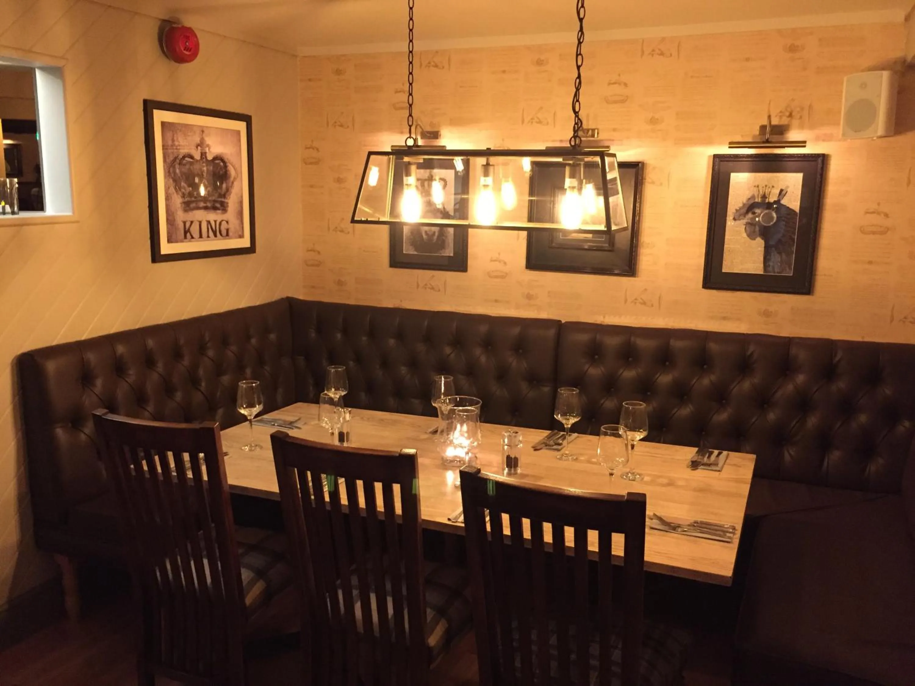 Dining area in Crown Hotel