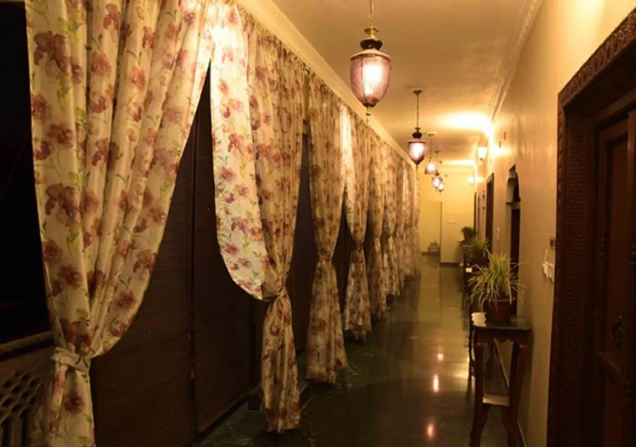 Lobby or reception in Vijaigarh Kothi - Heritage boutique