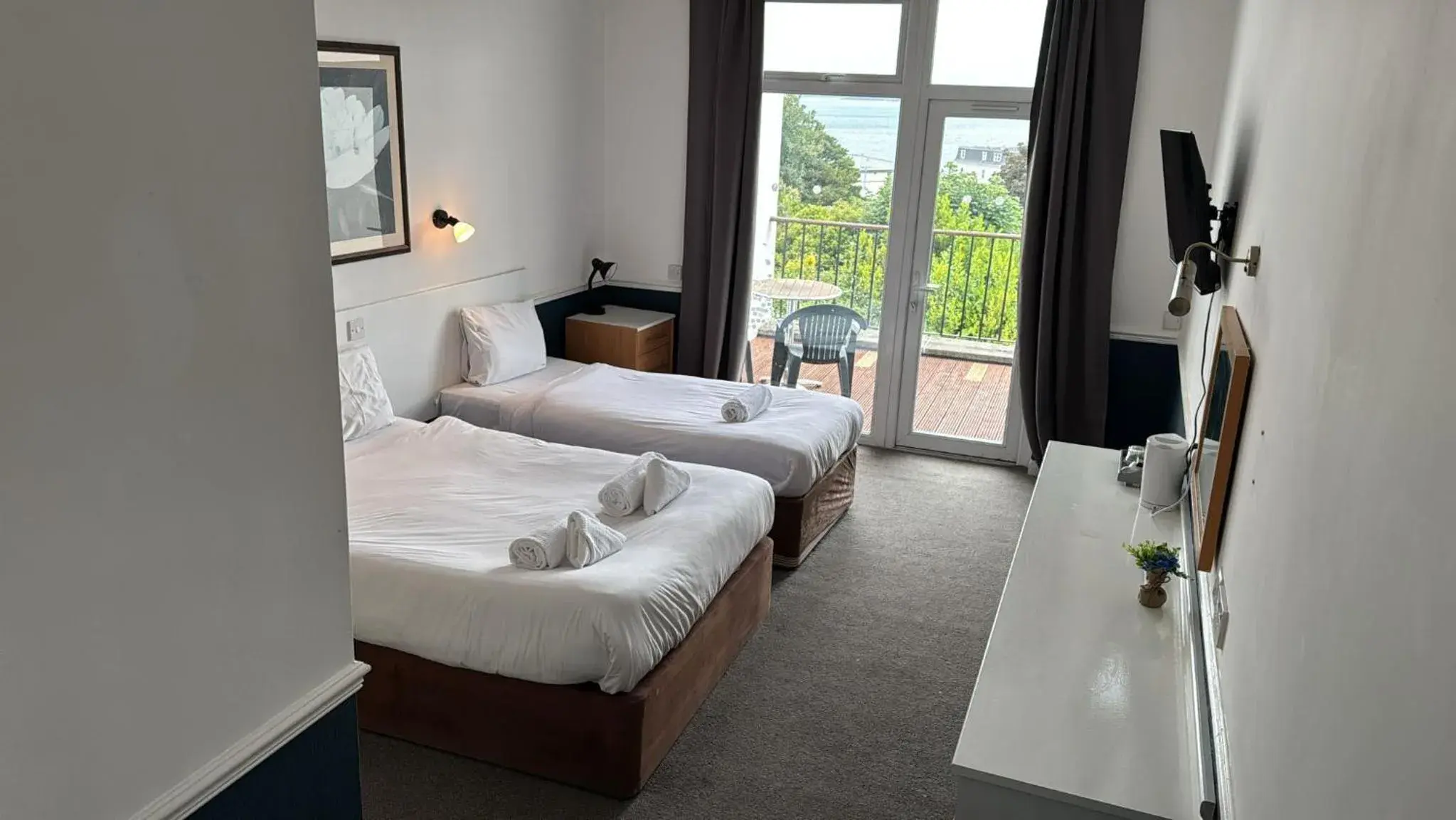 Bedroom in Diamond Hotel Bedroom in Diamond Hotel