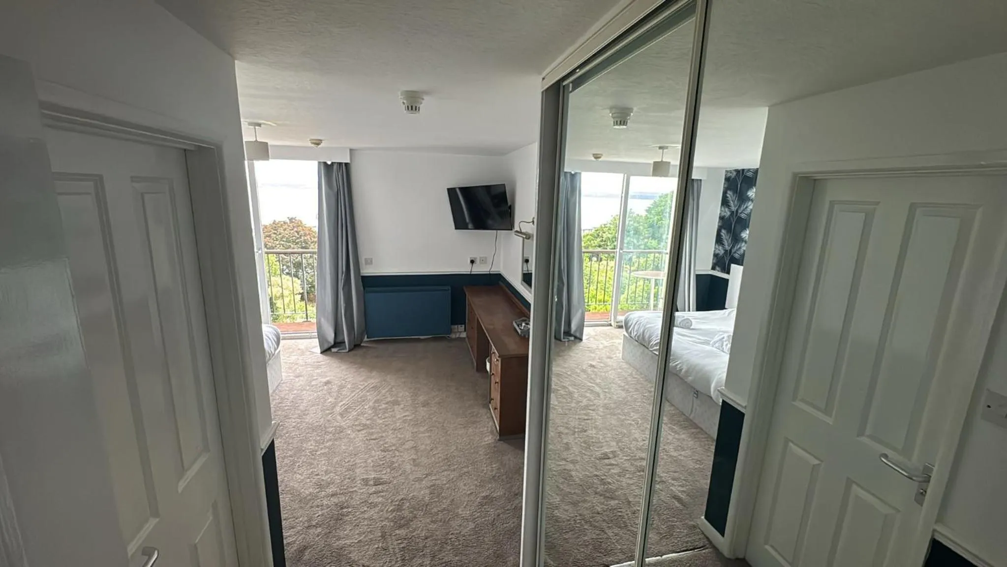 Living room in Diamond Hotel