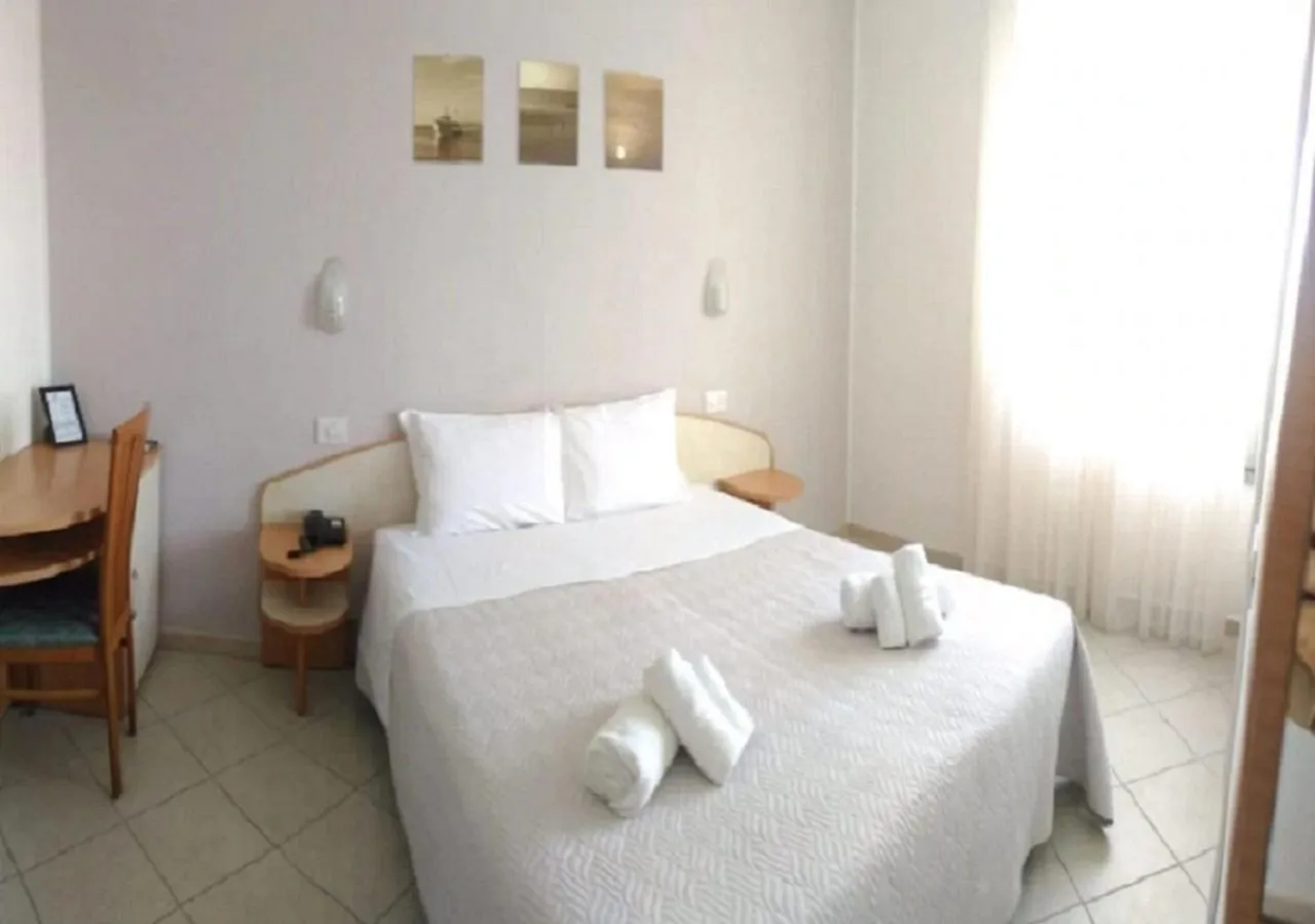 Garden view, Bed in Hotel Prestige