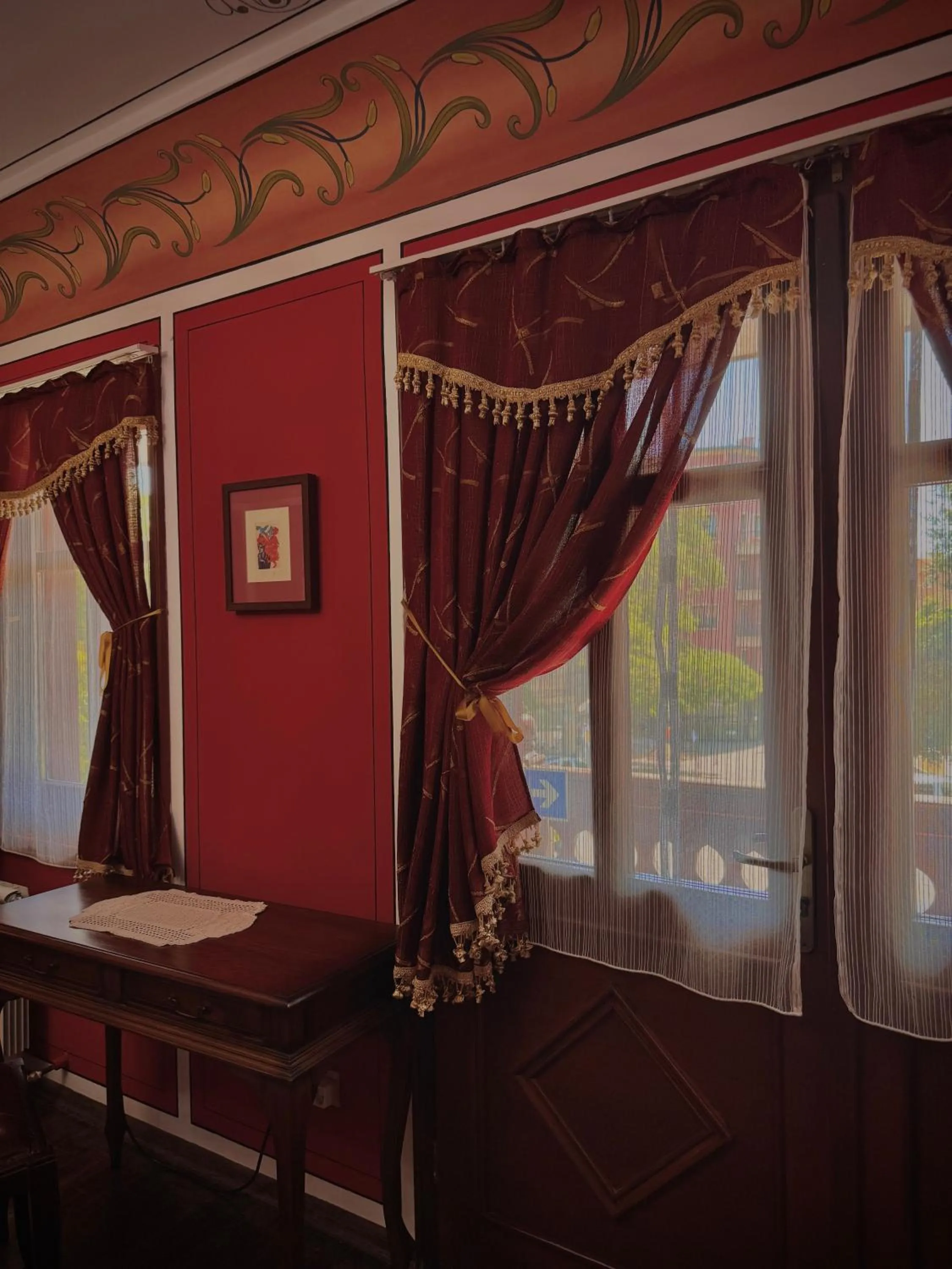 Family Hotel at Renaissance Square