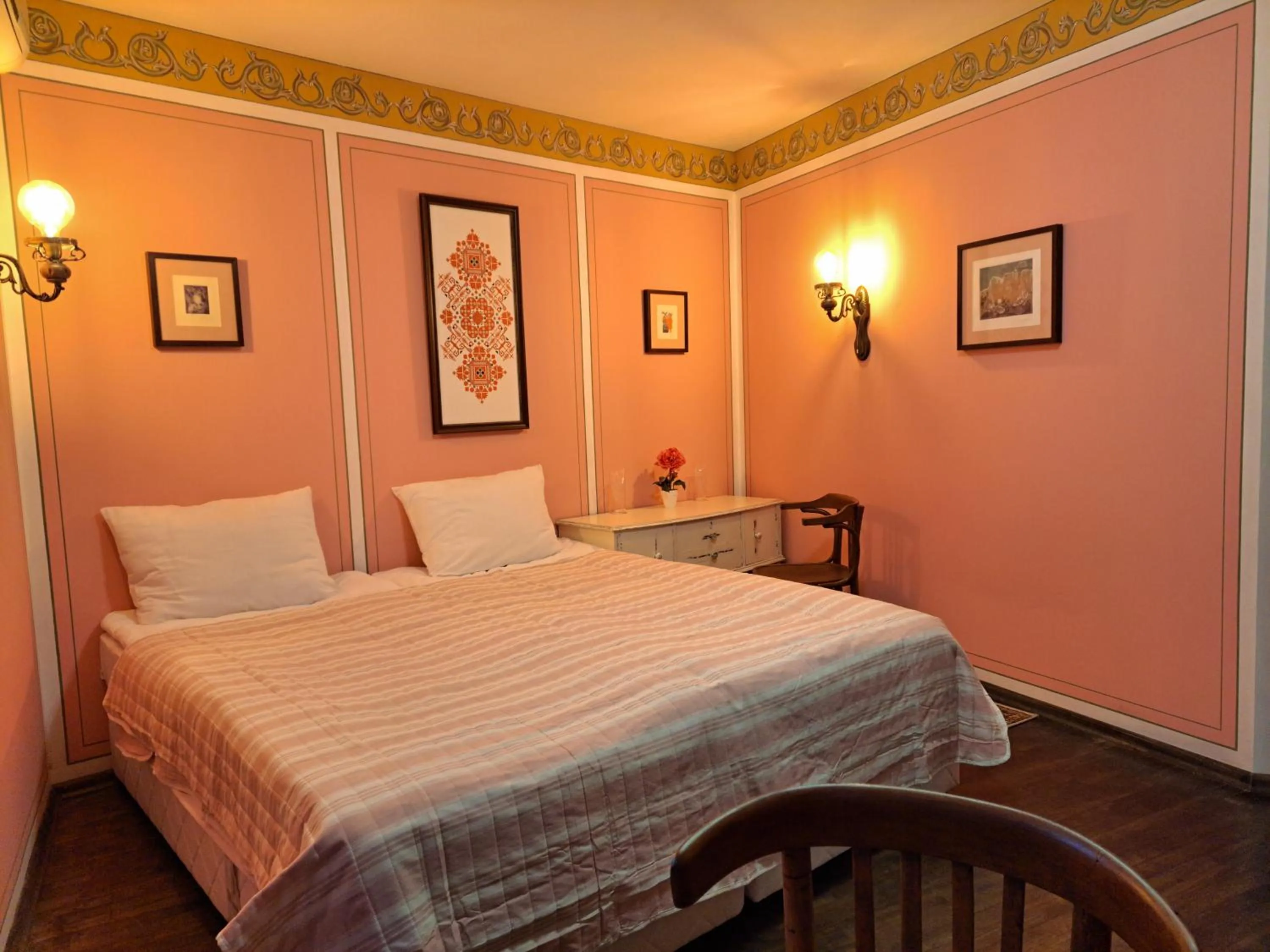 Bedroom, Bed in Family Hotel at Renaissance Square