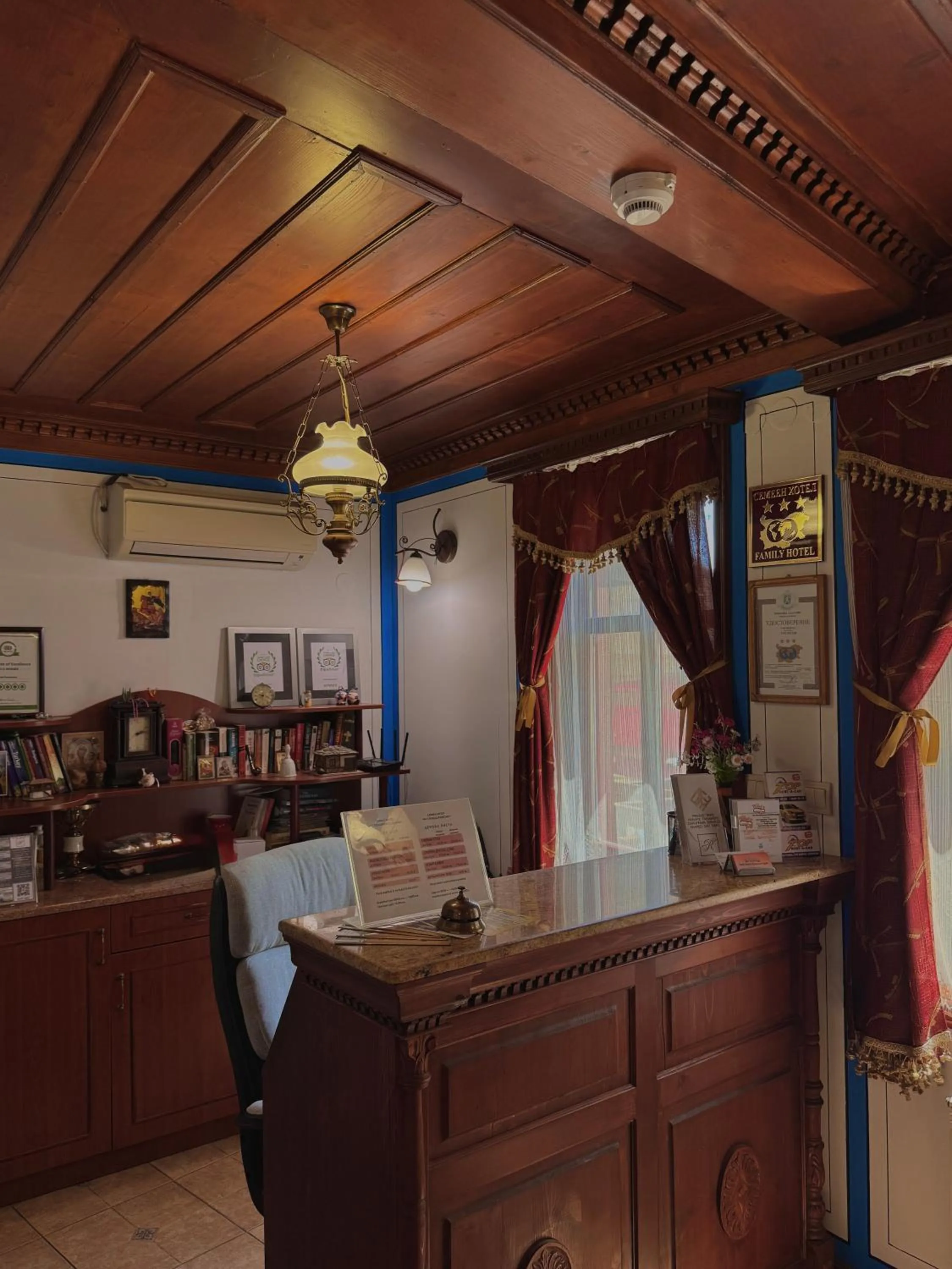 Family Hotel at Renaissance Square