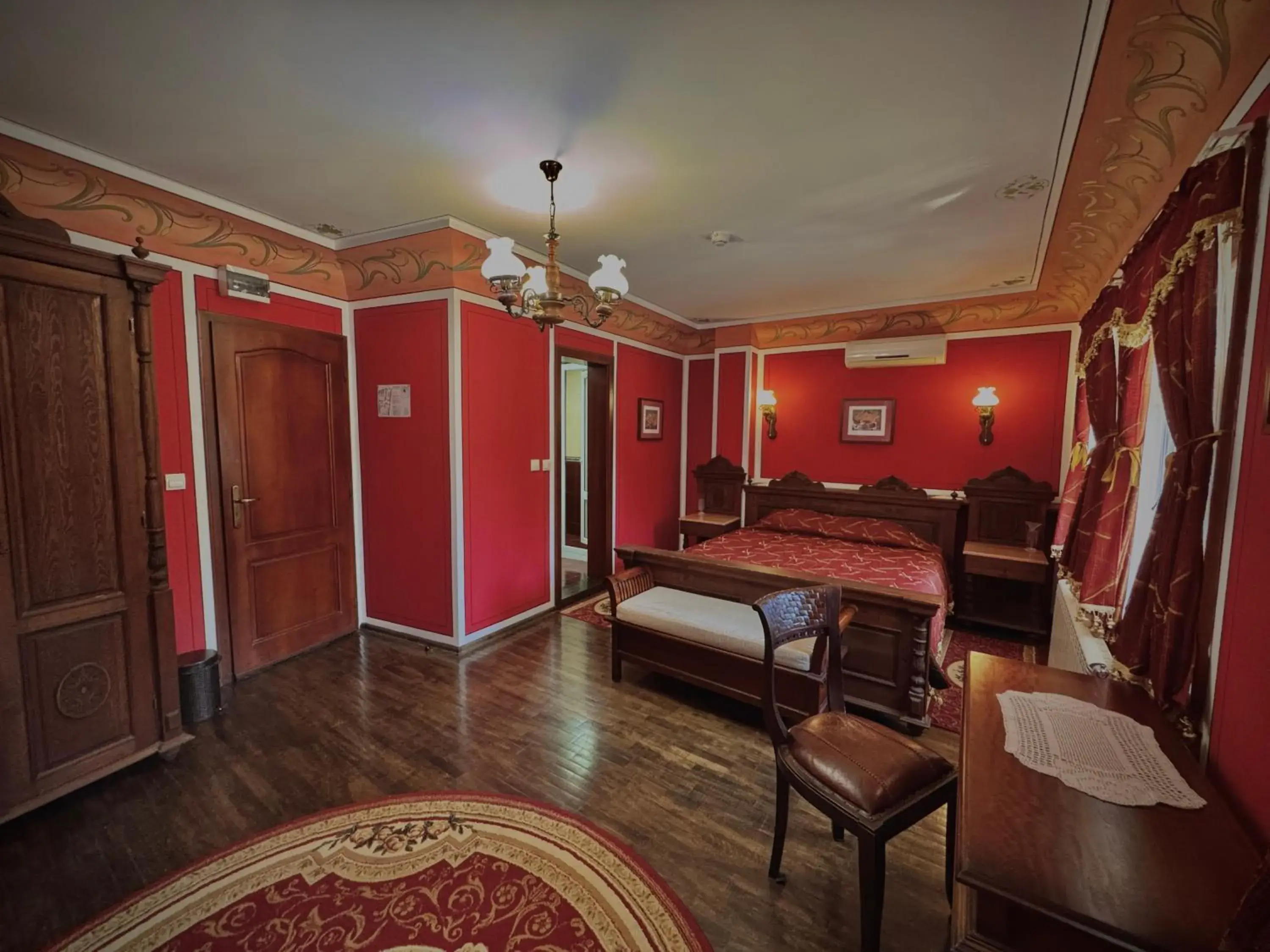 Deluxe Double Room with Balcony - single occupancy in Family Hotel at Renaissance Square Deluxe Double Room with Balcony - single occupancy in Family Hotel at Renaissance Square