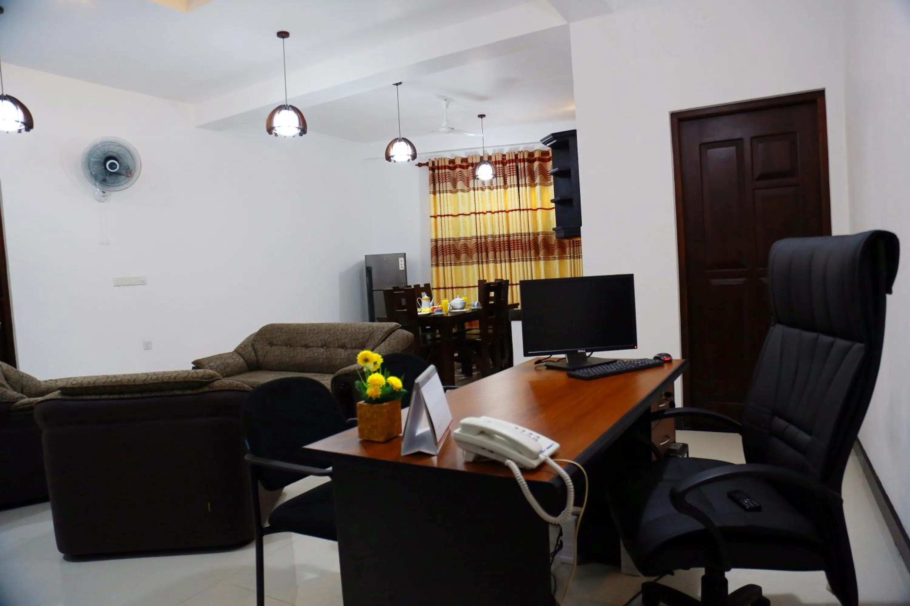 Living room in Queen's Gate, Mirissa