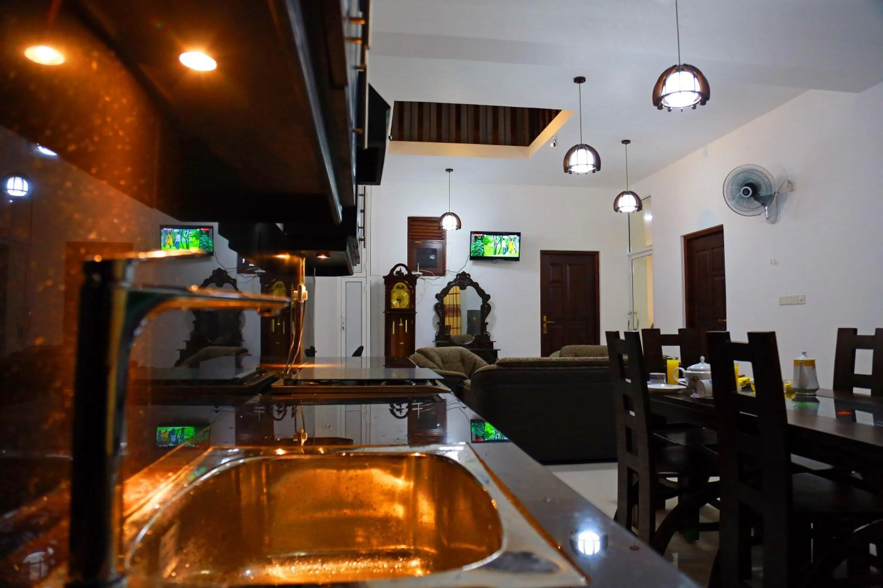 Living room in Queen's Gate, Mirissa