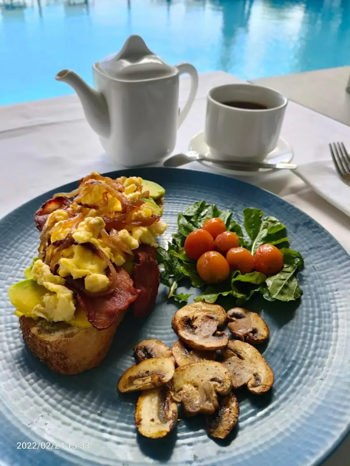 Restaurant/places to eat in The Double View Mansions Bali Restaurant/places to eat in The Double View Mansions Bali