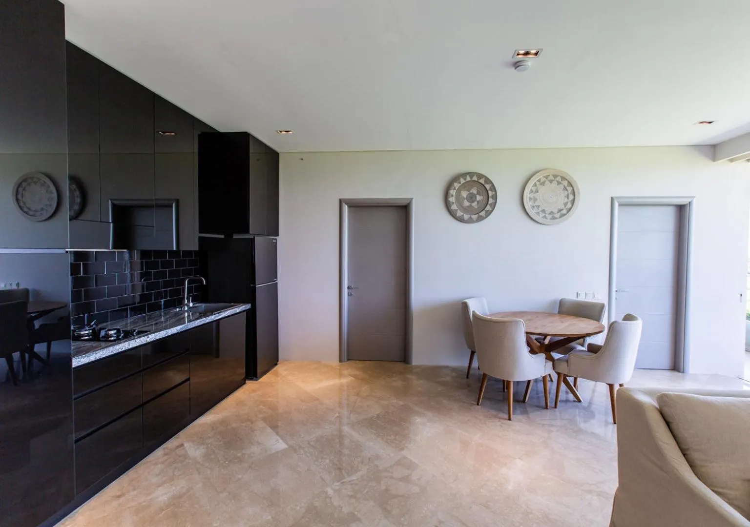 Kitchen or kitchenette in The Double View Mansions Bali