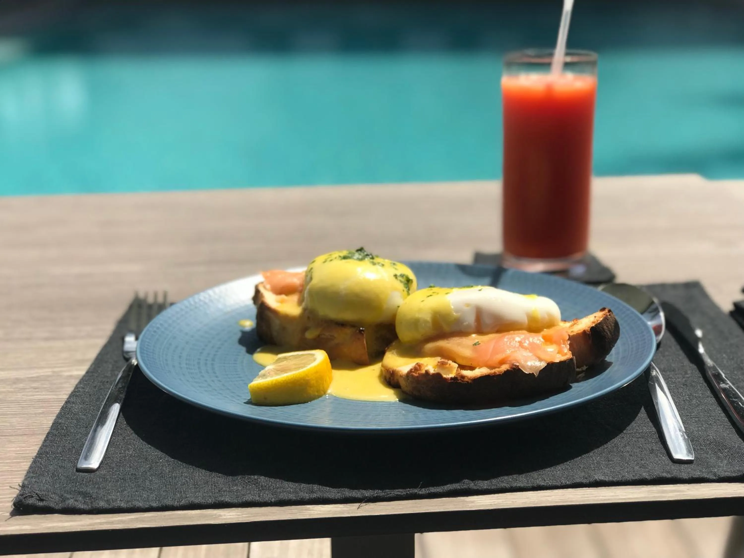 Breakfast in The Double View Mansions Bali