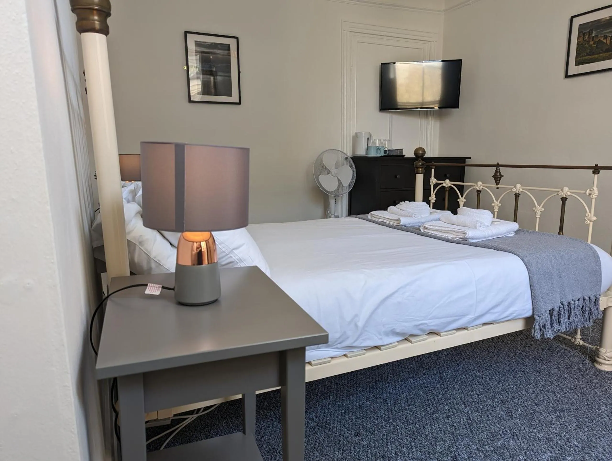 Bedroom, Bed in Dover Town Rooms - Short Lets & Serviced Accommodation - Dover
