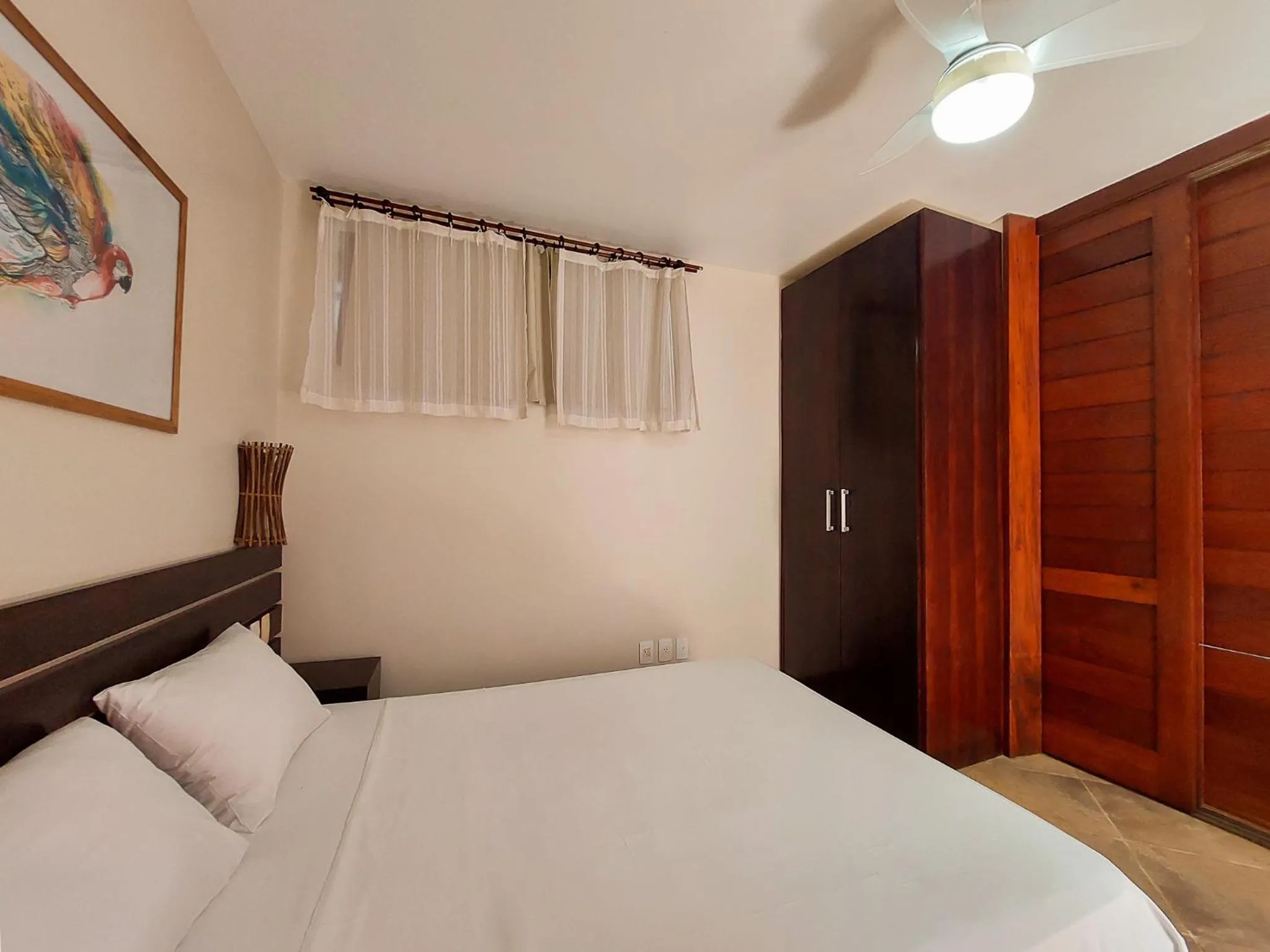 Bedroom, Bed in Concha Tropical Flat