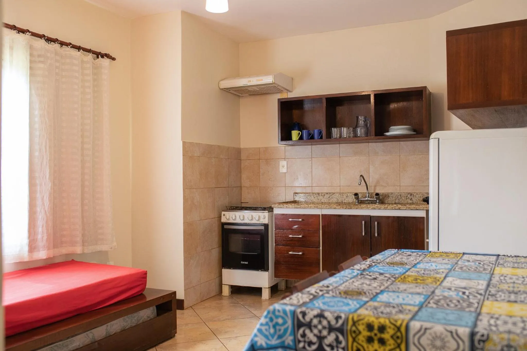 Kitchen or kitchenette, Bed in Concha Tropical Flat
