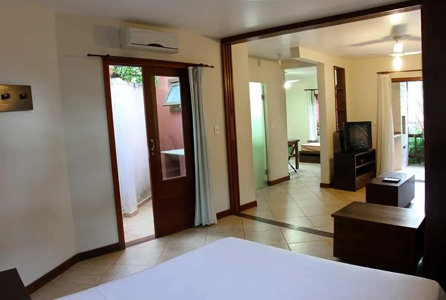 Living room, Bed in Concha Tropical Flat