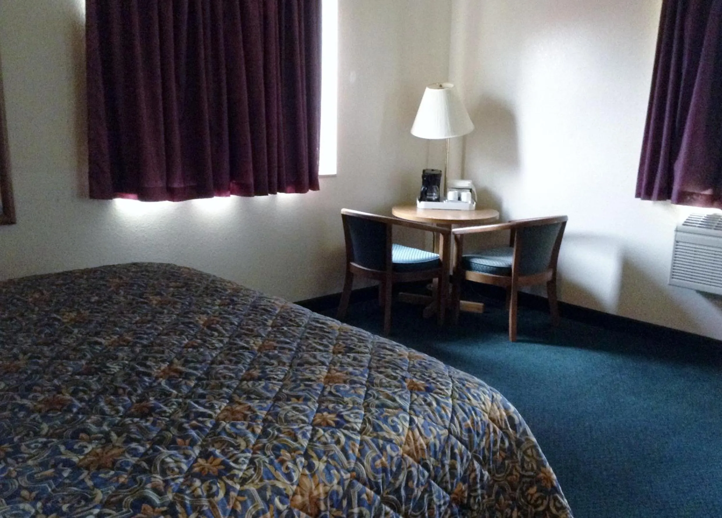 Bed in Travelodge by Wyndham Hudsonville