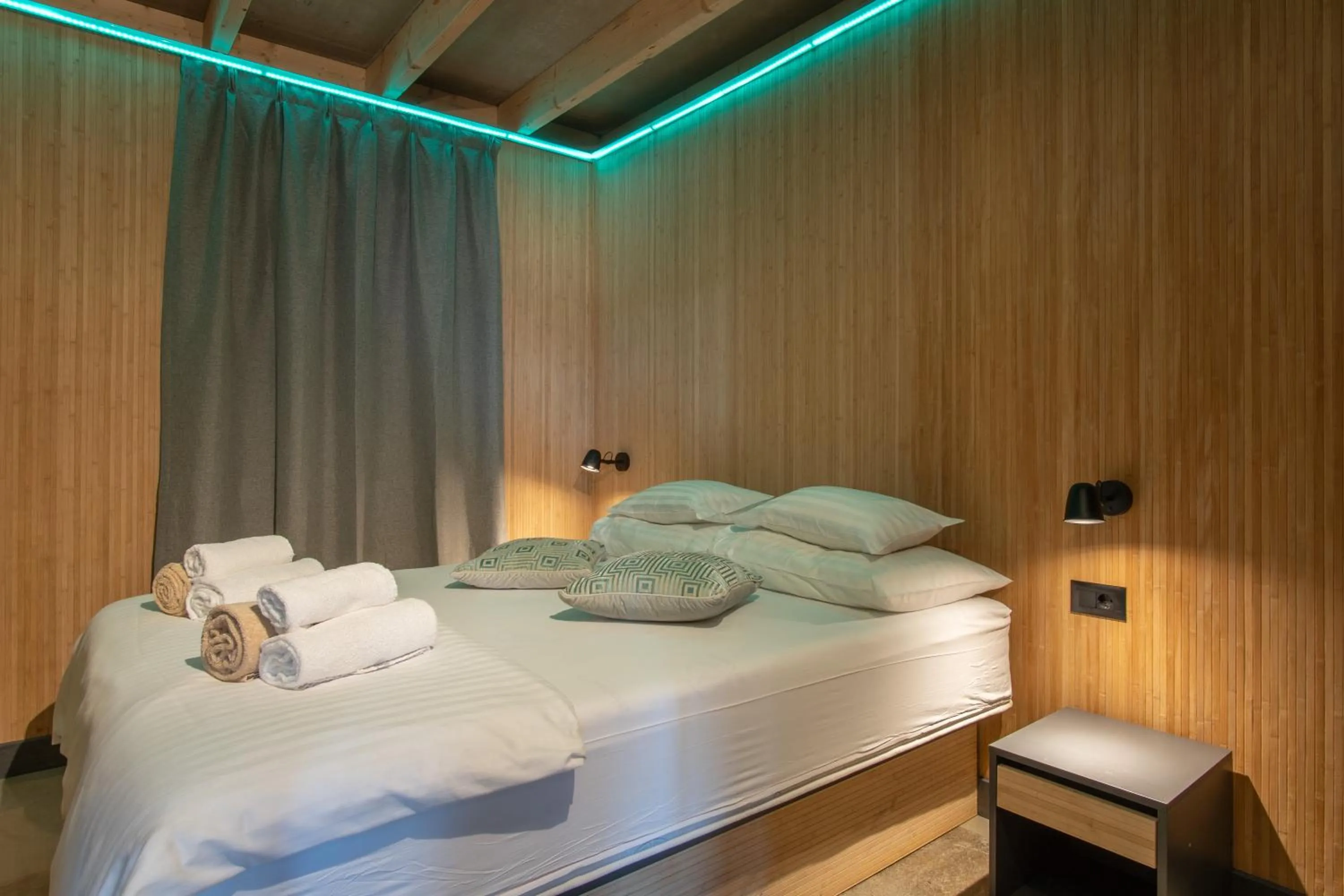 Bed in Noa Glamping Resort