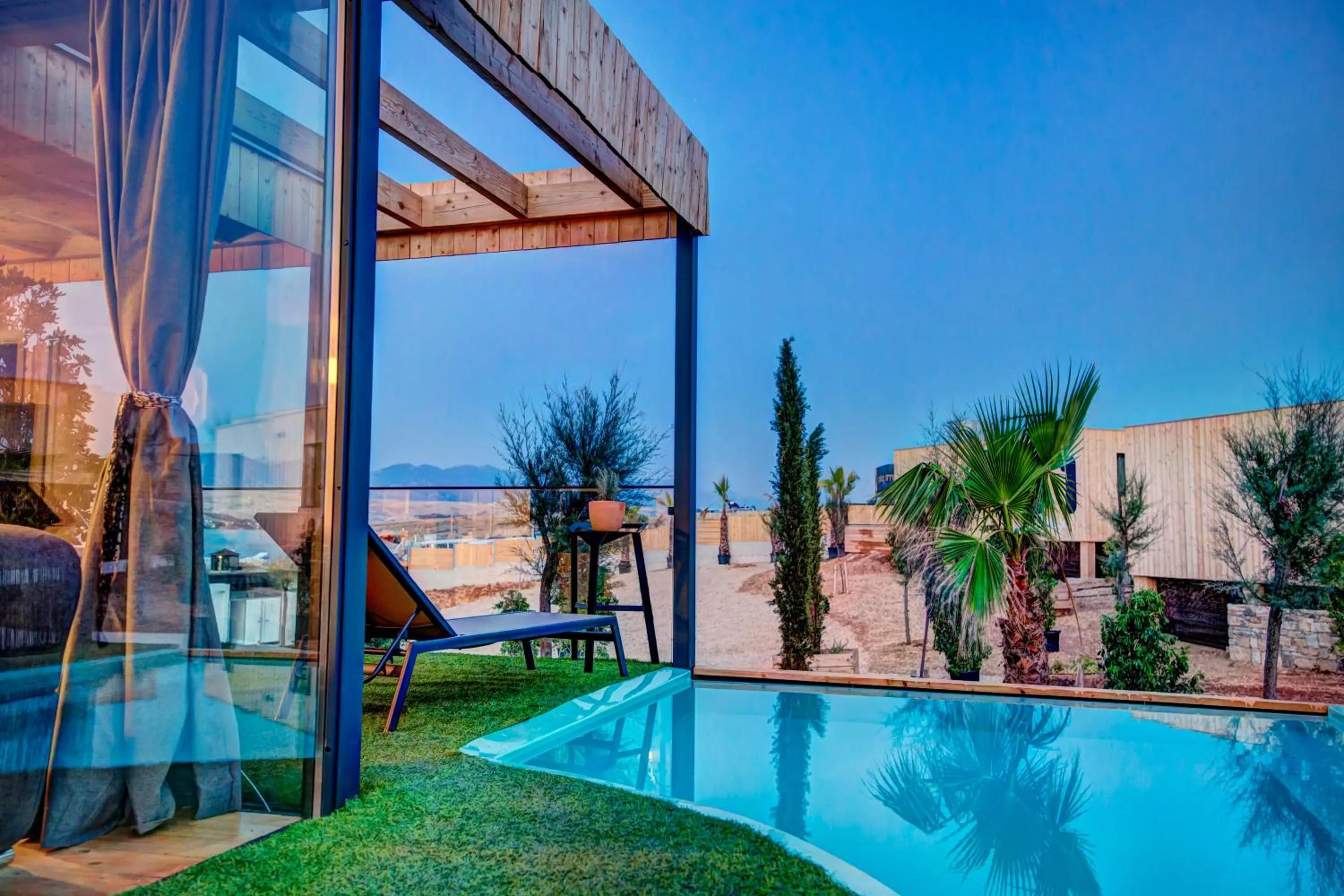 Summer in Noa Glamping Resort