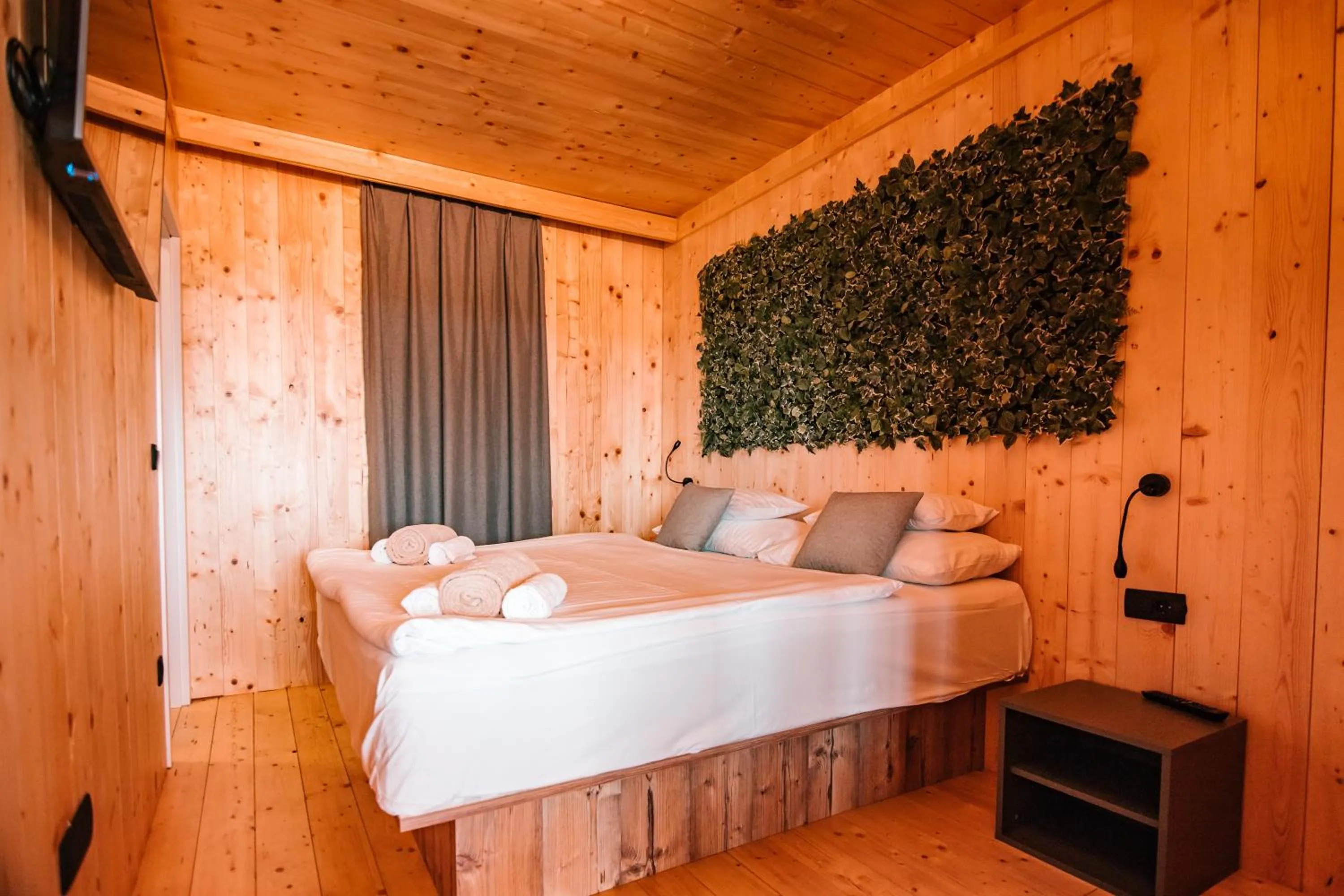 Bed in Noa Glamping Resort