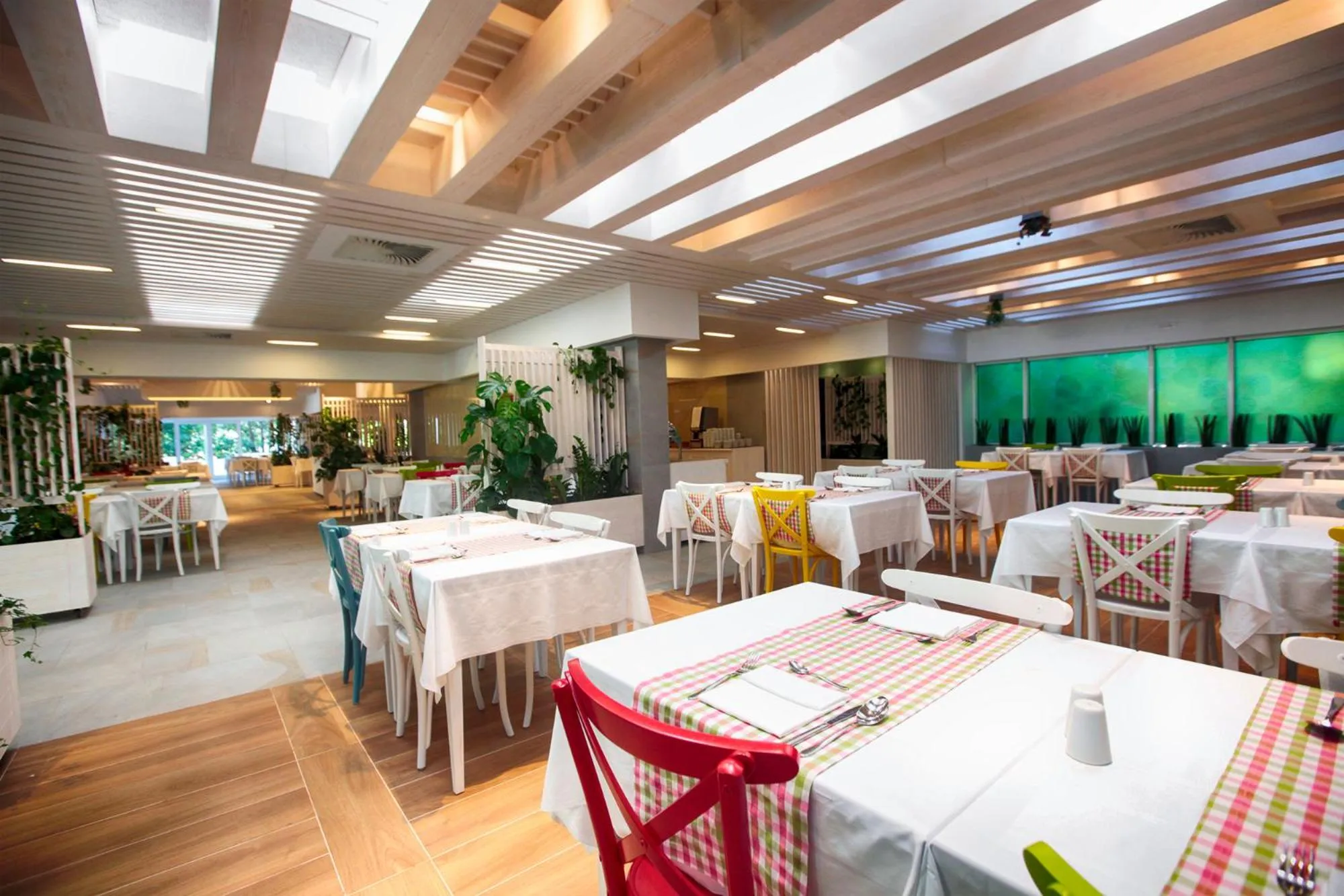 Restaurant/places to eat in Hotel Castellastva