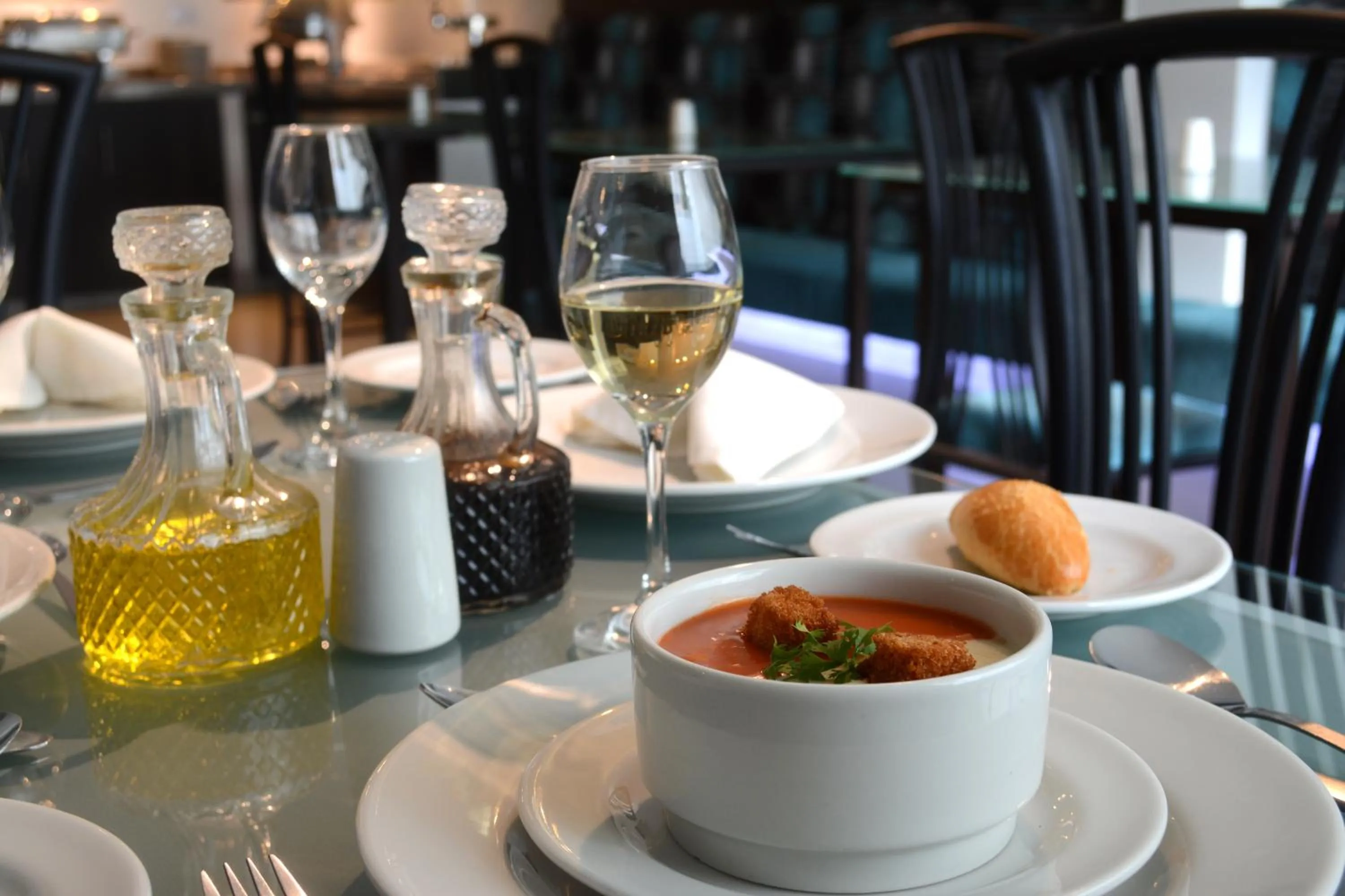 Restaurant/places to eat in Hotel Calima Real