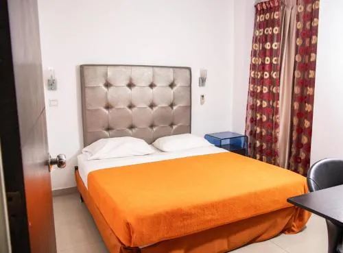 Hotel Calima Real