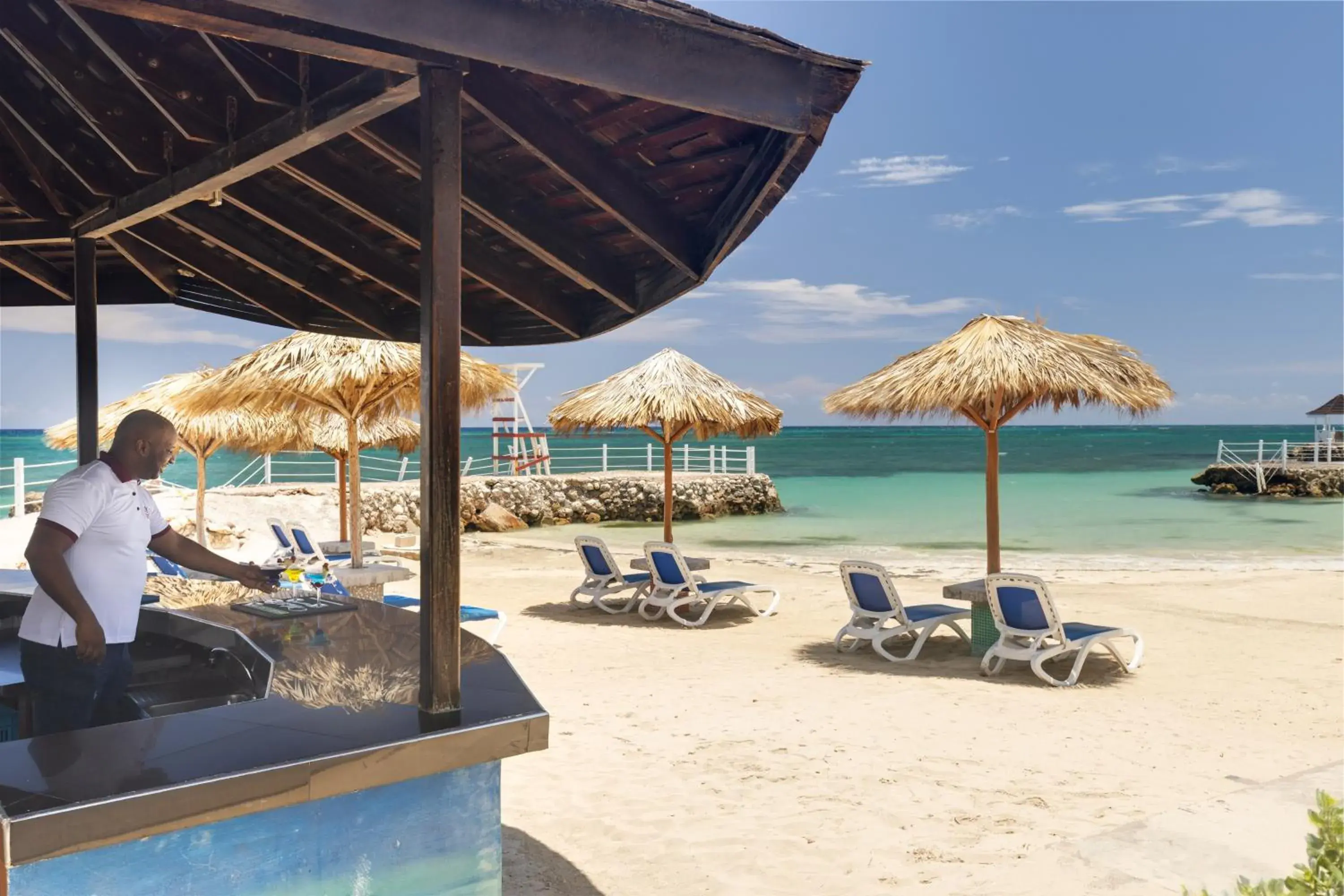 Lounge or bar in Grand Muthu Runaway Bay Club Caribbean Lounge or bar in Grand Muthu Runaway Bay Club Caribbean