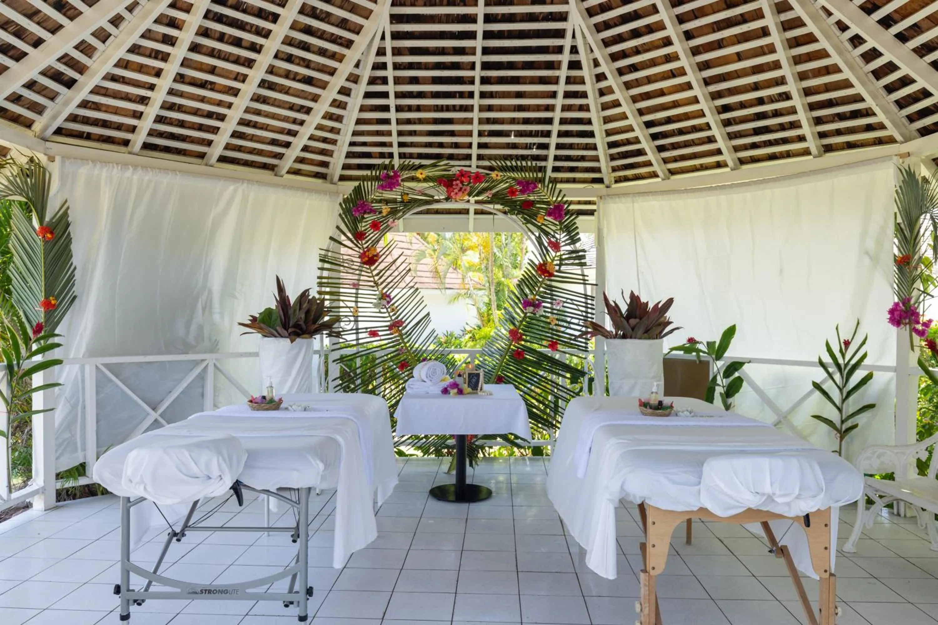 Massage in Grand Muthu Runaway Bay Club Caribbean