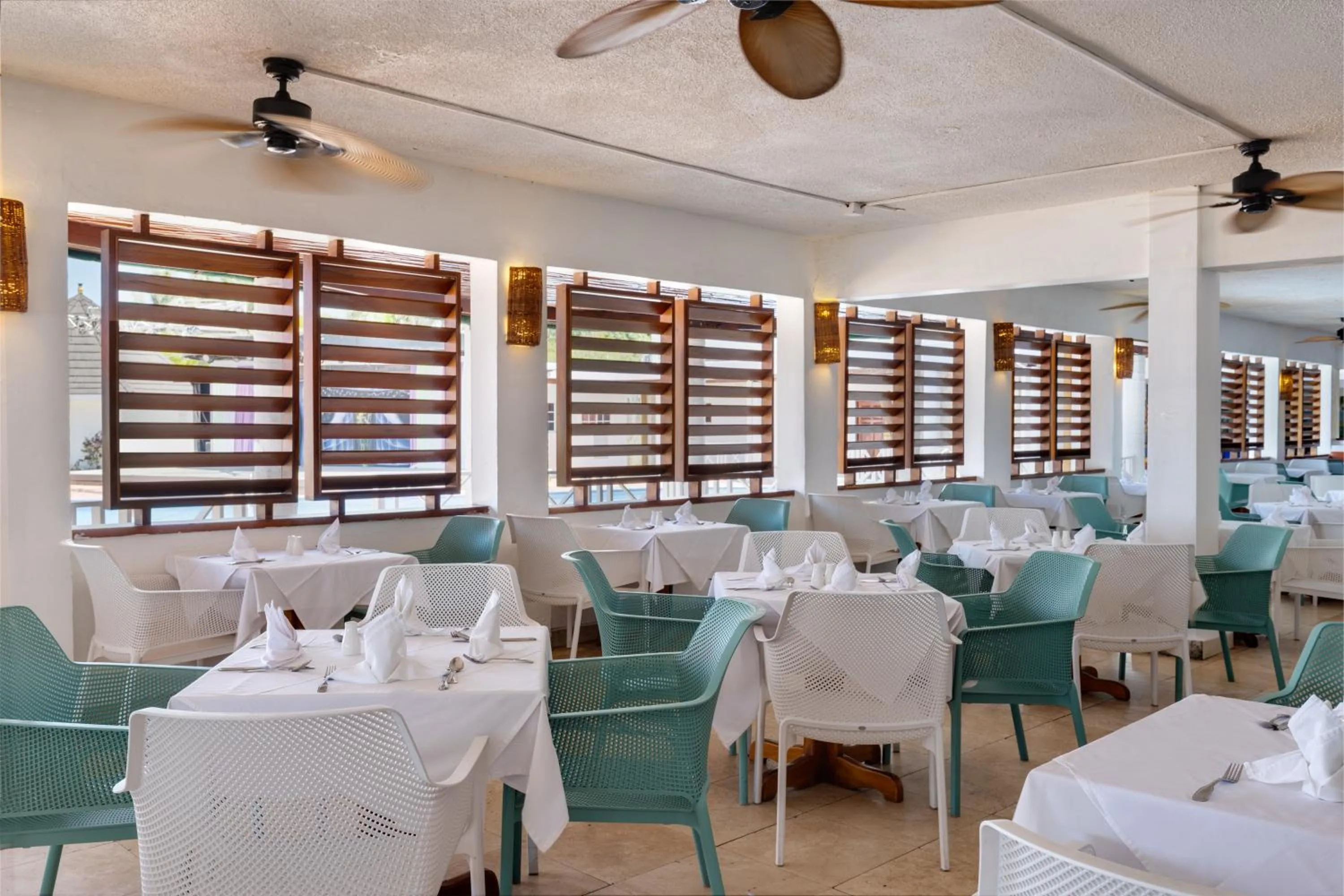 Restaurant/places to eat in Grand Muthu Runaway Bay Club Caribbean