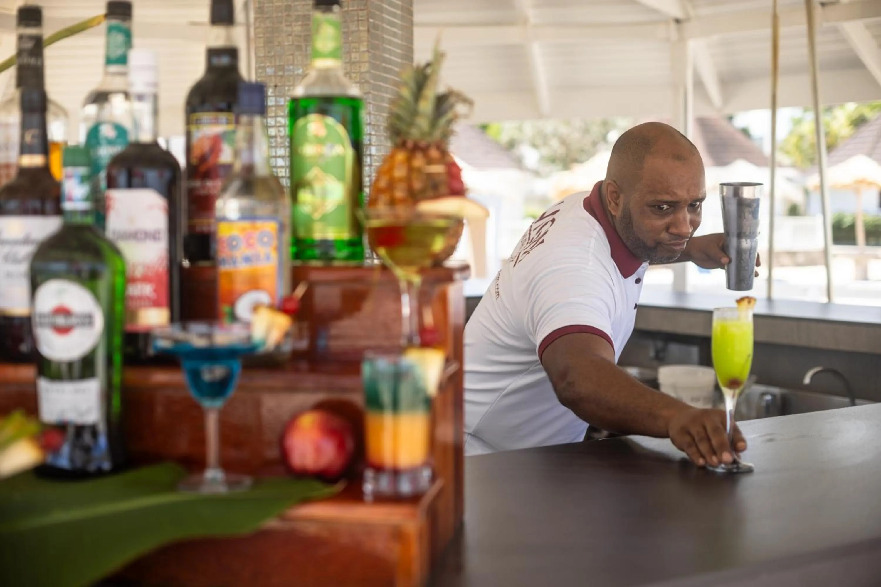 Lounge or bar in Grand Muthu Runaway Bay Club Caribbean