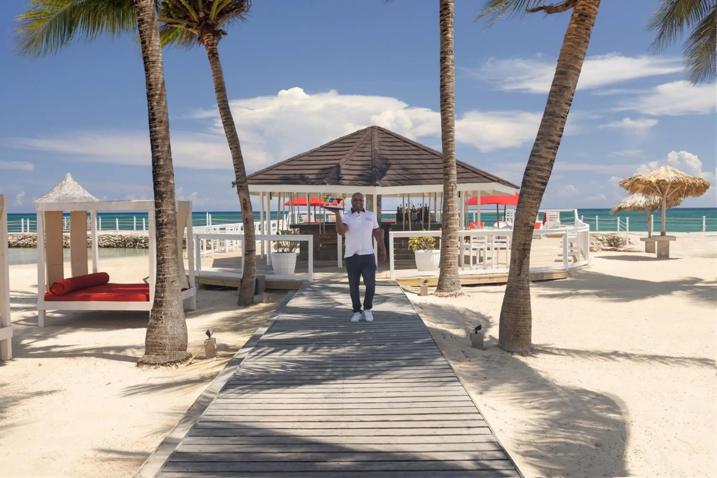 Lounge or bar in Grand Muthu Runaway Bay Club Caribbean Lounge or bar in Grand Muthu Runaway Bay Club Caribbean