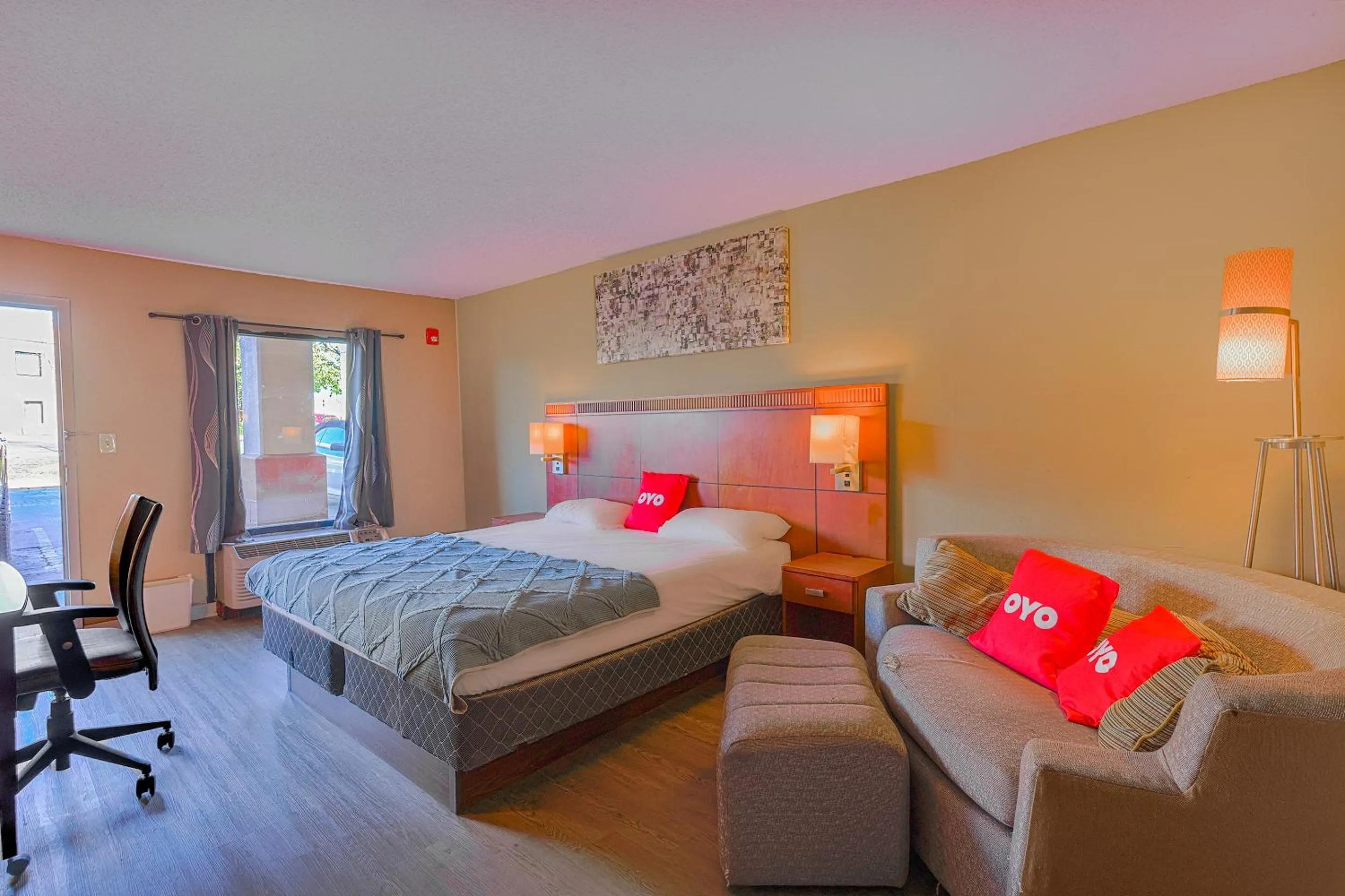 Bedroom, Bed in OYO Hotel Brownsville TN I-40