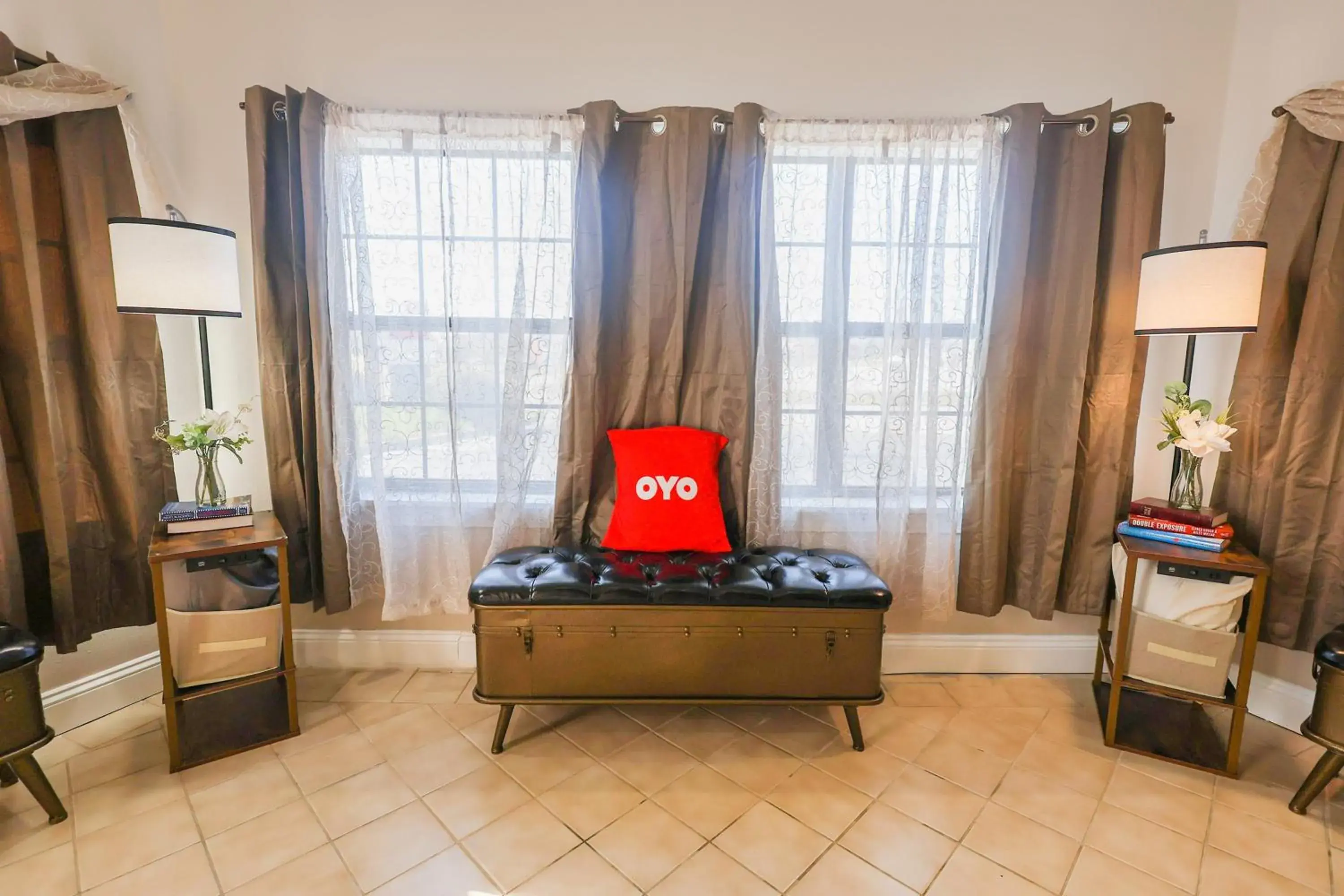 Lobby or reception, Bed in OYO Hotel Brownsville TN I-40 Lobby or reception, Bed in OYO Hotel Brownsville TN I-40