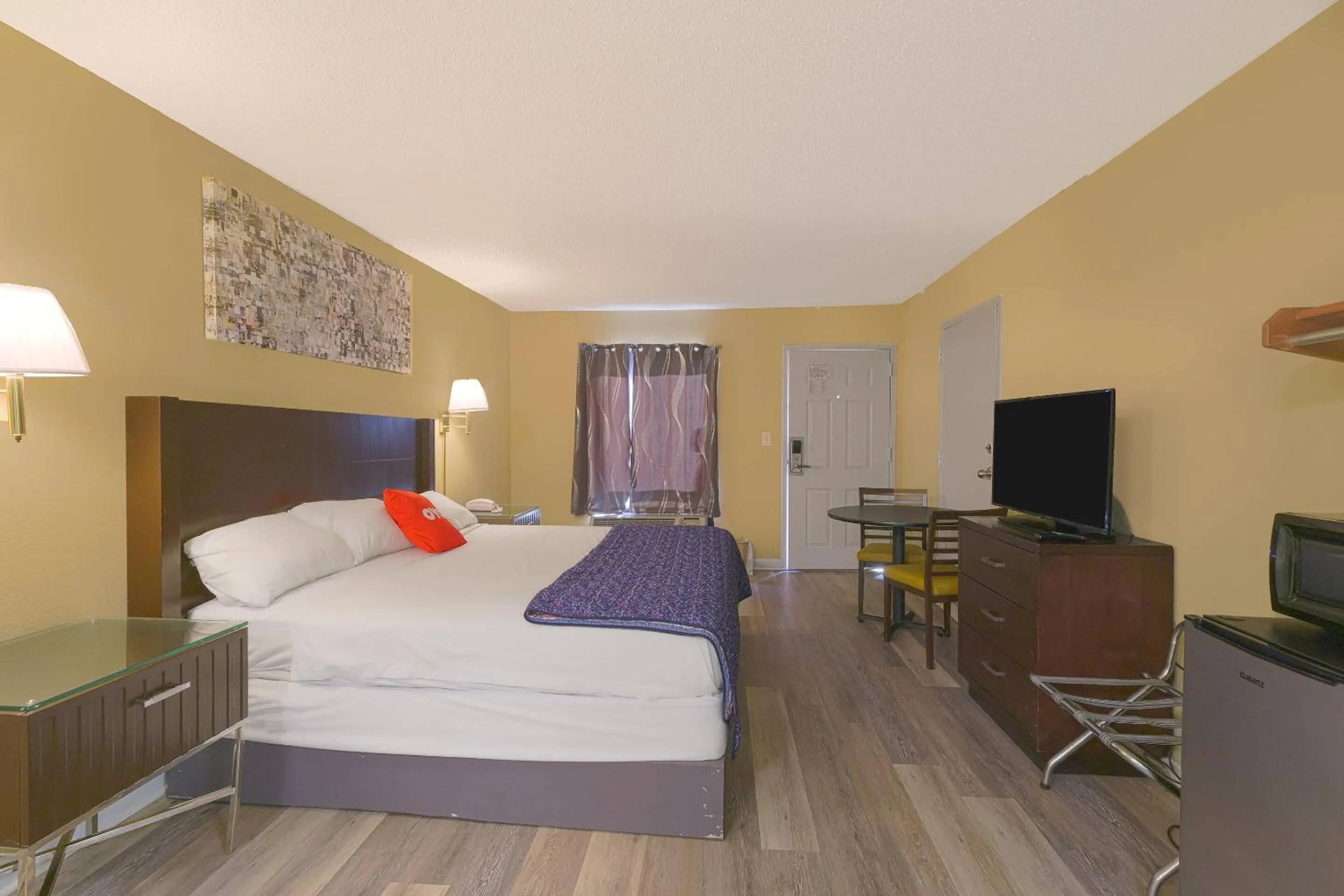 Bedroom, Bed in OYO Hotel Brownsville TN I-40