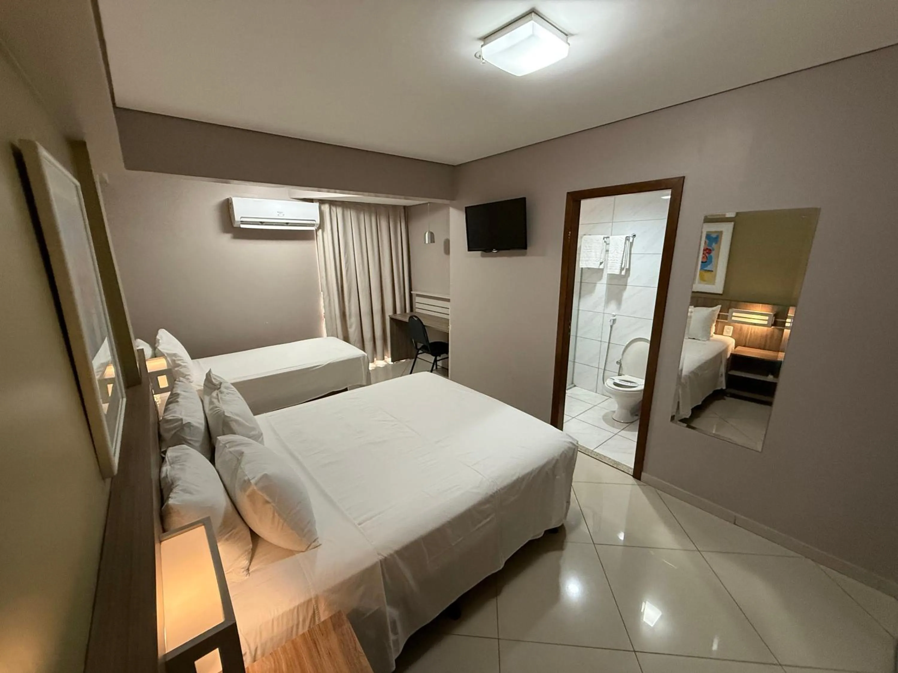 Bed in Paiaguás Palace Hotel