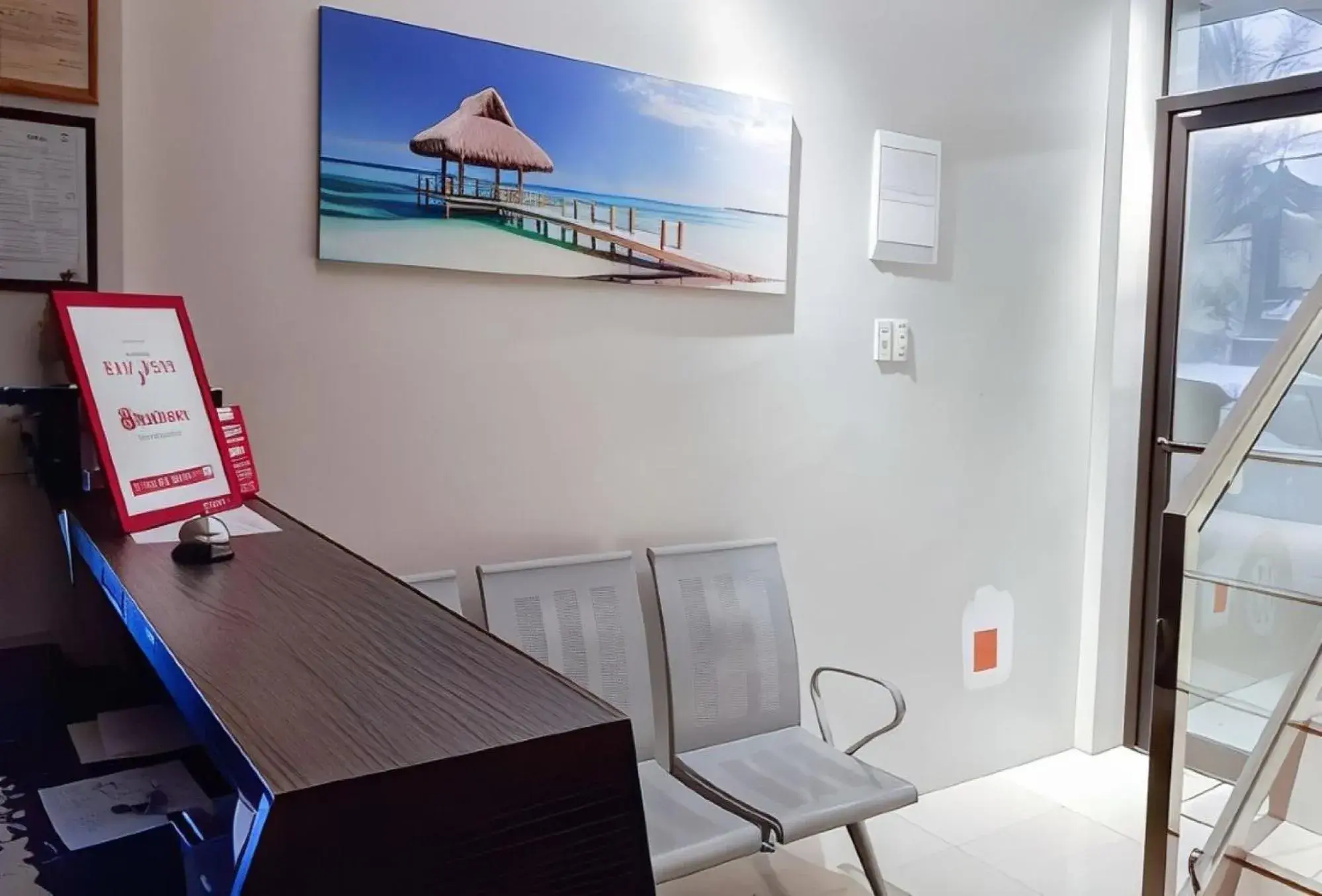 Lobby or reception in RedDoorz @ VP Inting Street Lobby or reception in RedDoorz @ VP Inting Street