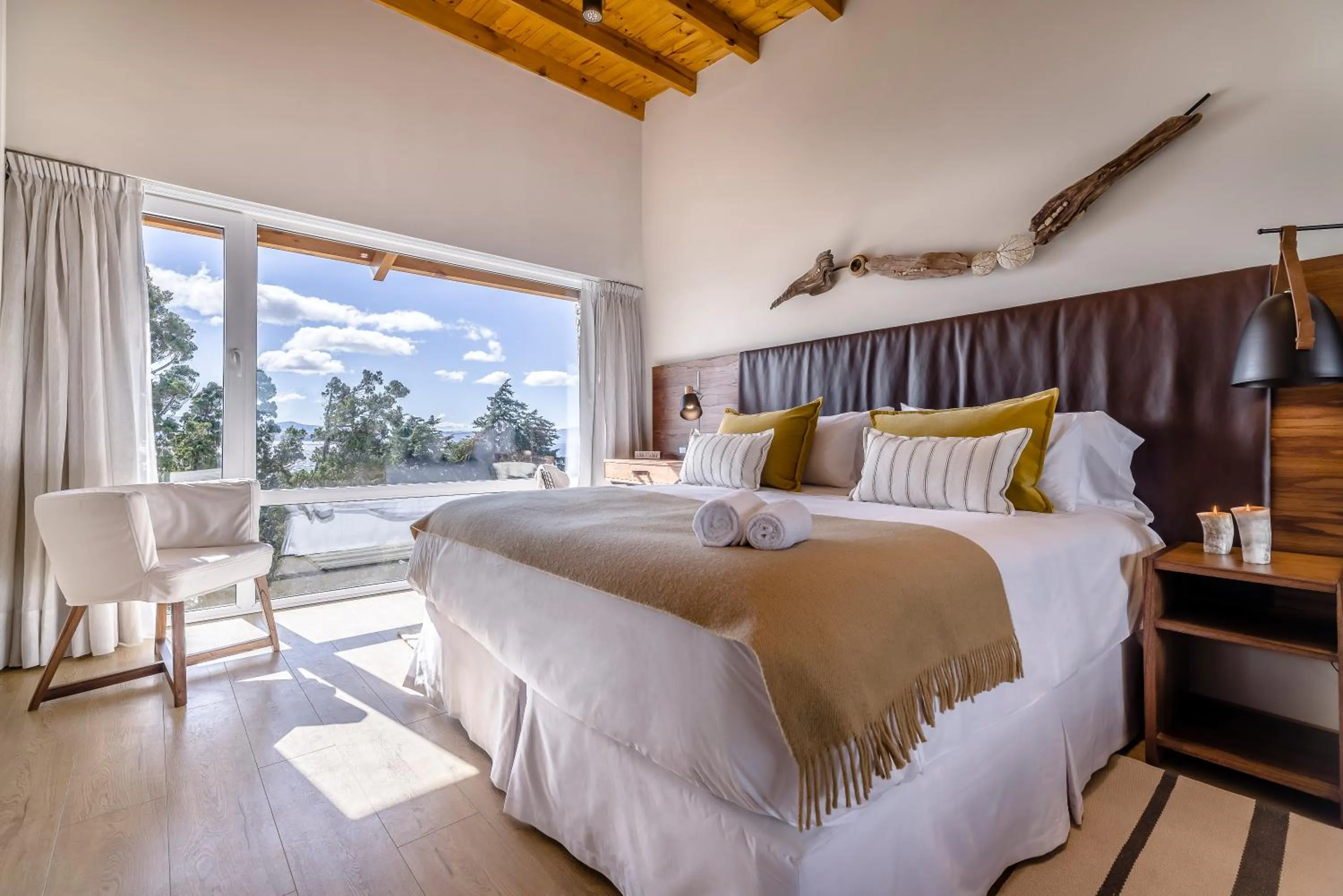 Bedroom, Bed in Aguila Mora Suites & Spa