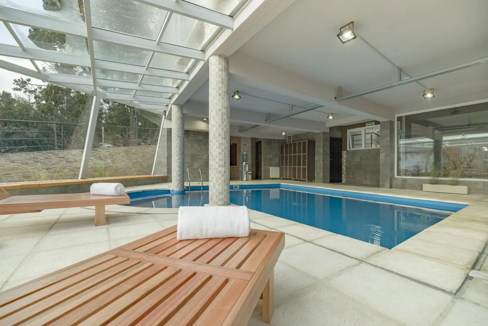 Swimming pool in Aguila Mora Suites & Spa