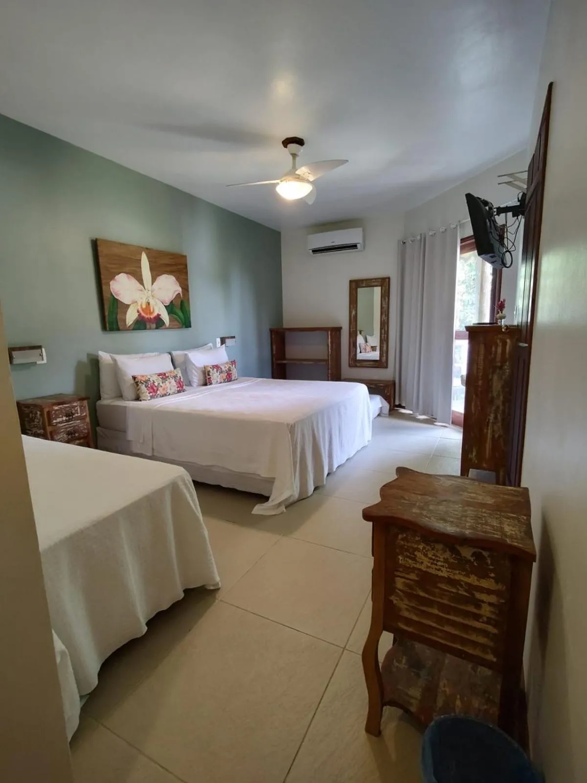 Photo of the whole room, Bed in Pousada Caiçara