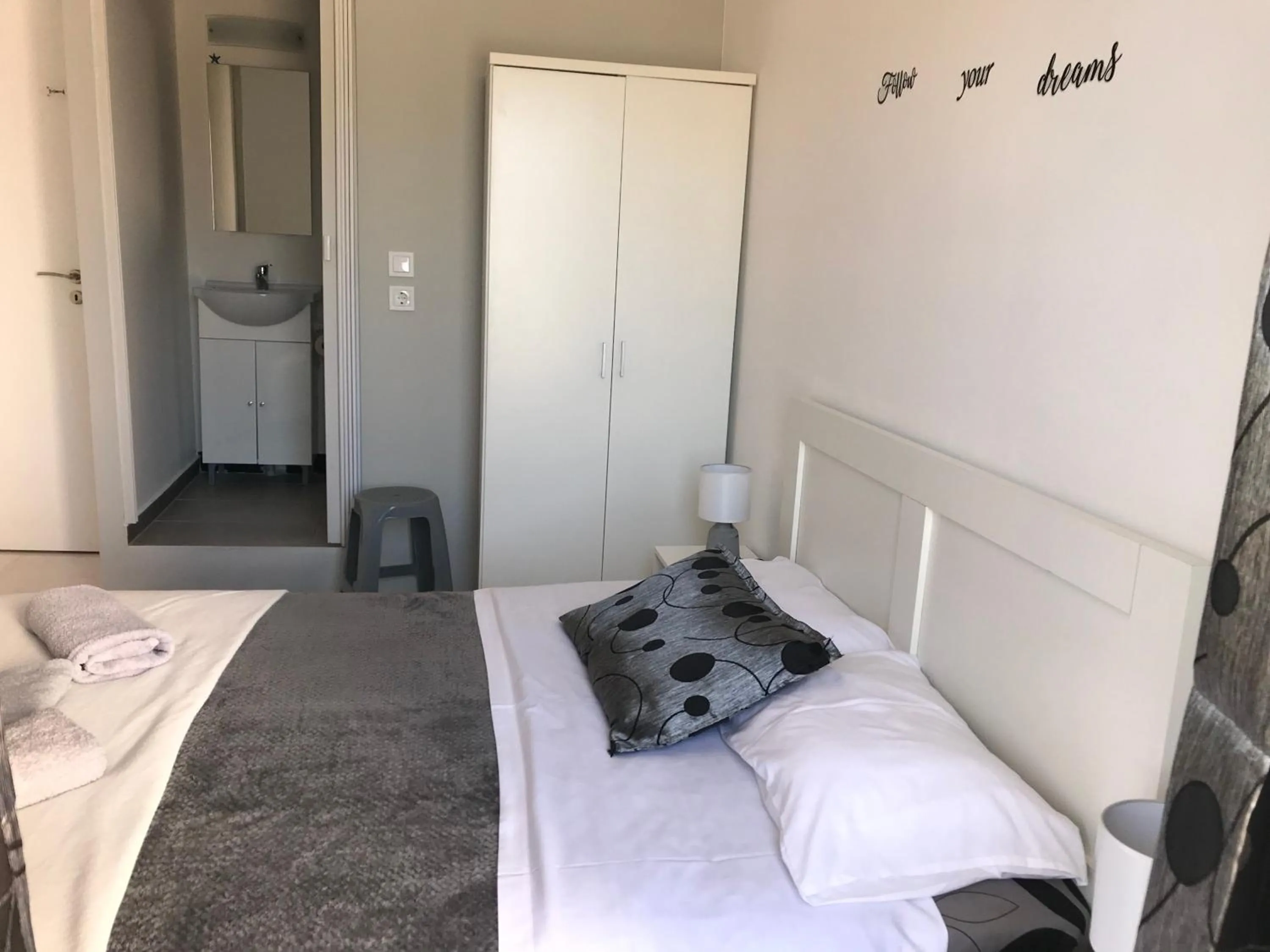 Bathroom, Bed in Galotel Agnoudas near the airport
