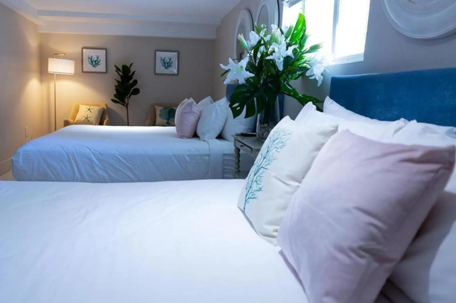 Bed in Harrison on the Beach