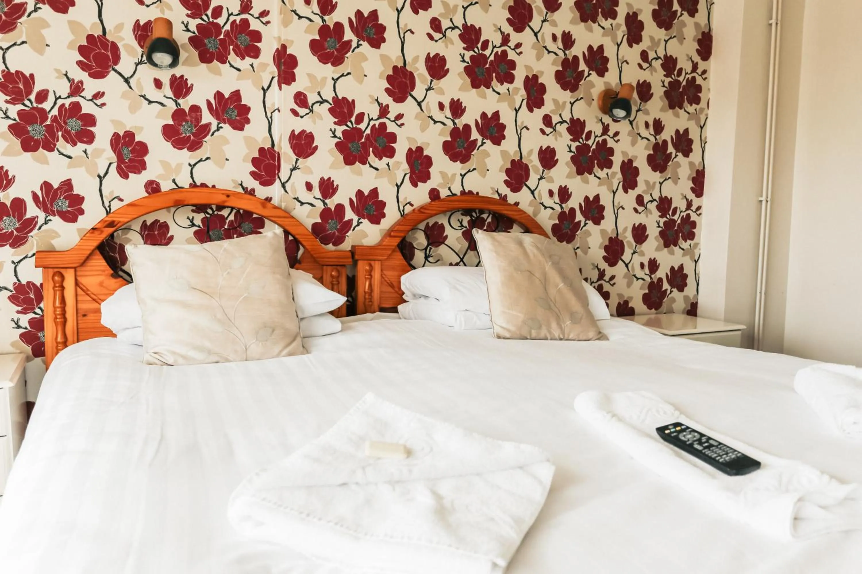 Decorative detail, Bed in Nethway Hotel
