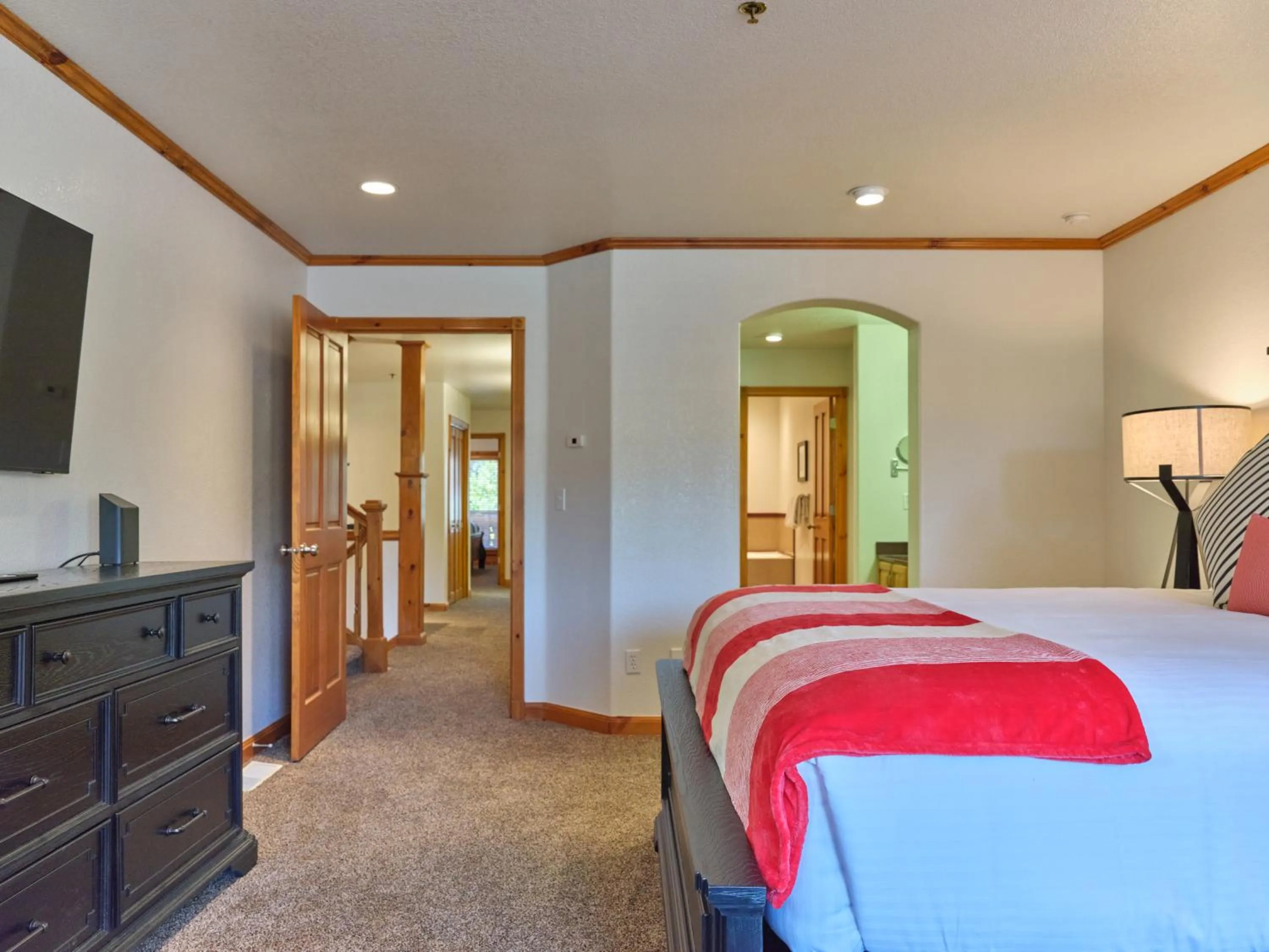 Bed in Zermatt Utah Resort & Spa Trademark Collection by Wyndham